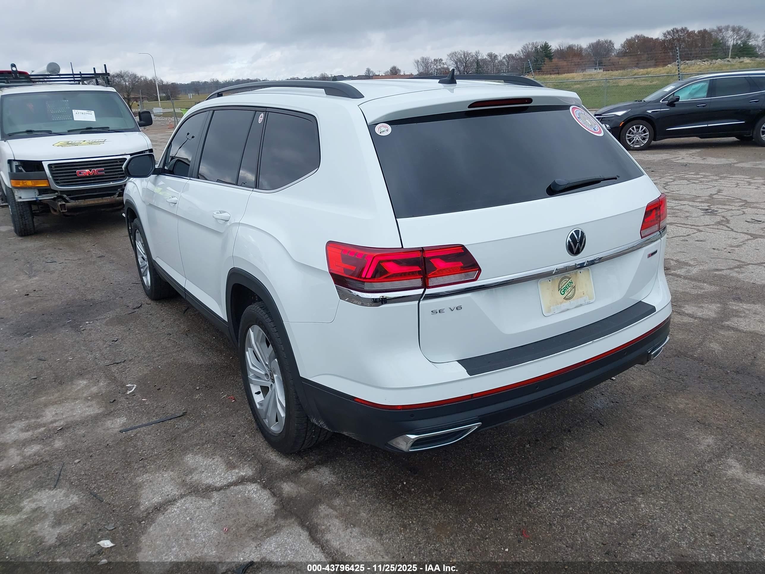 VOLKSWAGEN ATLAS image 3