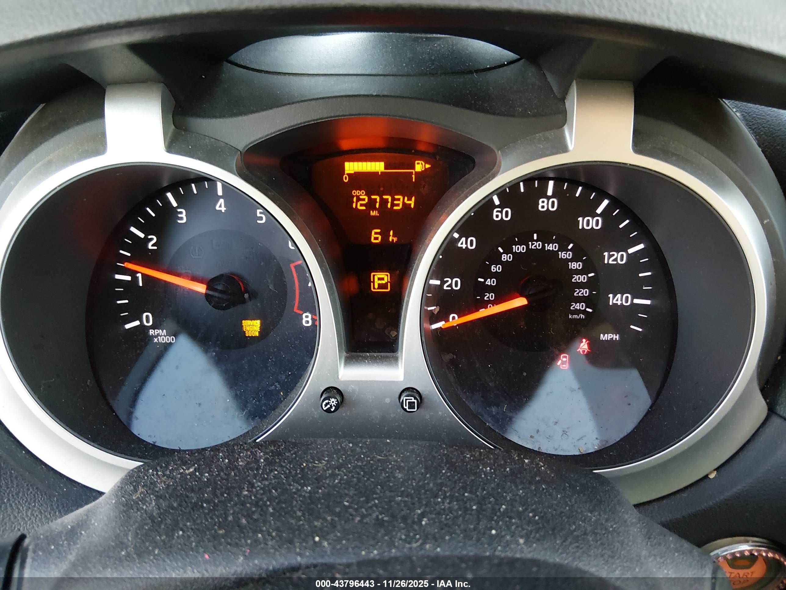NISSAN JUKE image 7