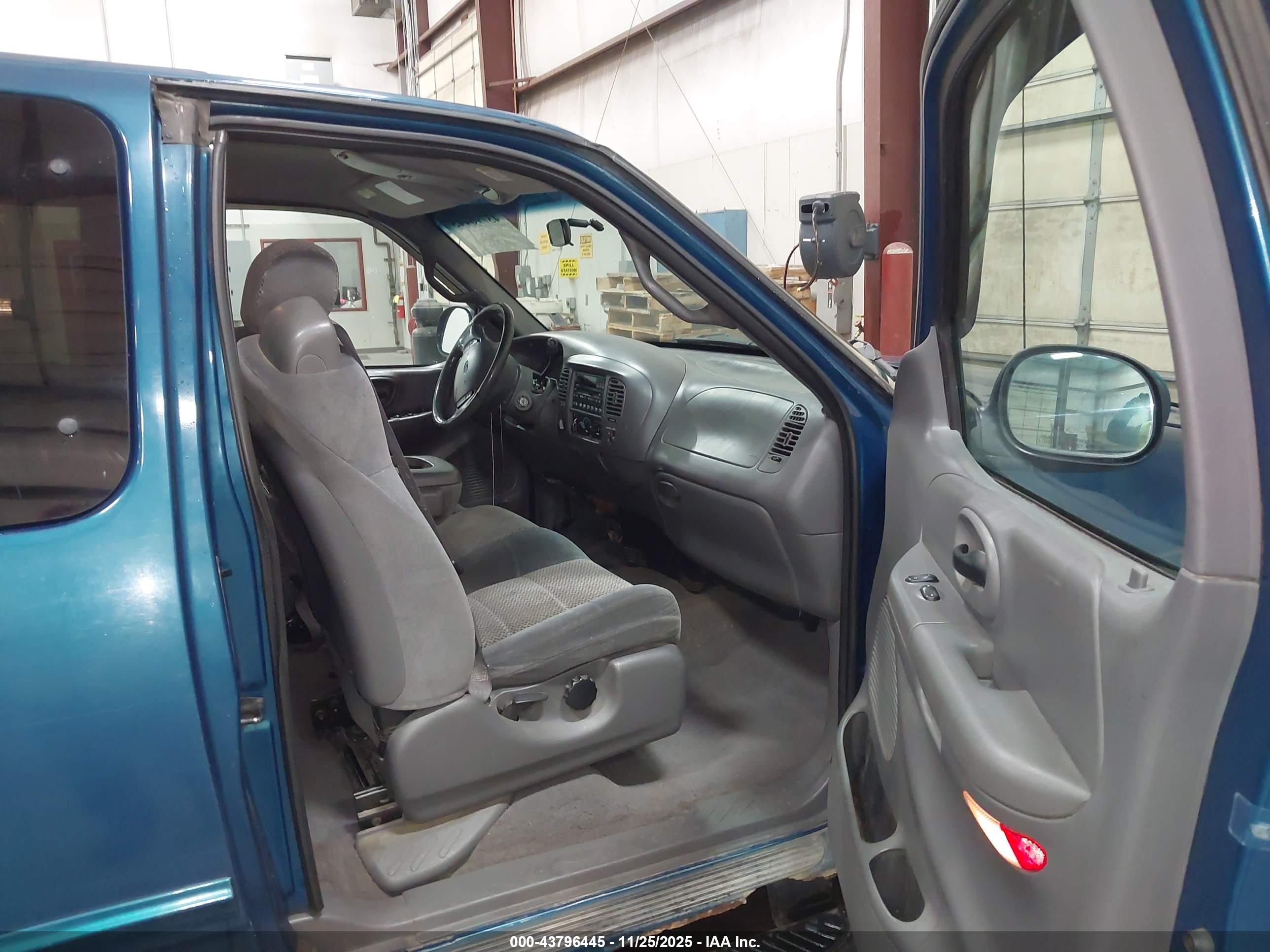 FORD F-150 image 5