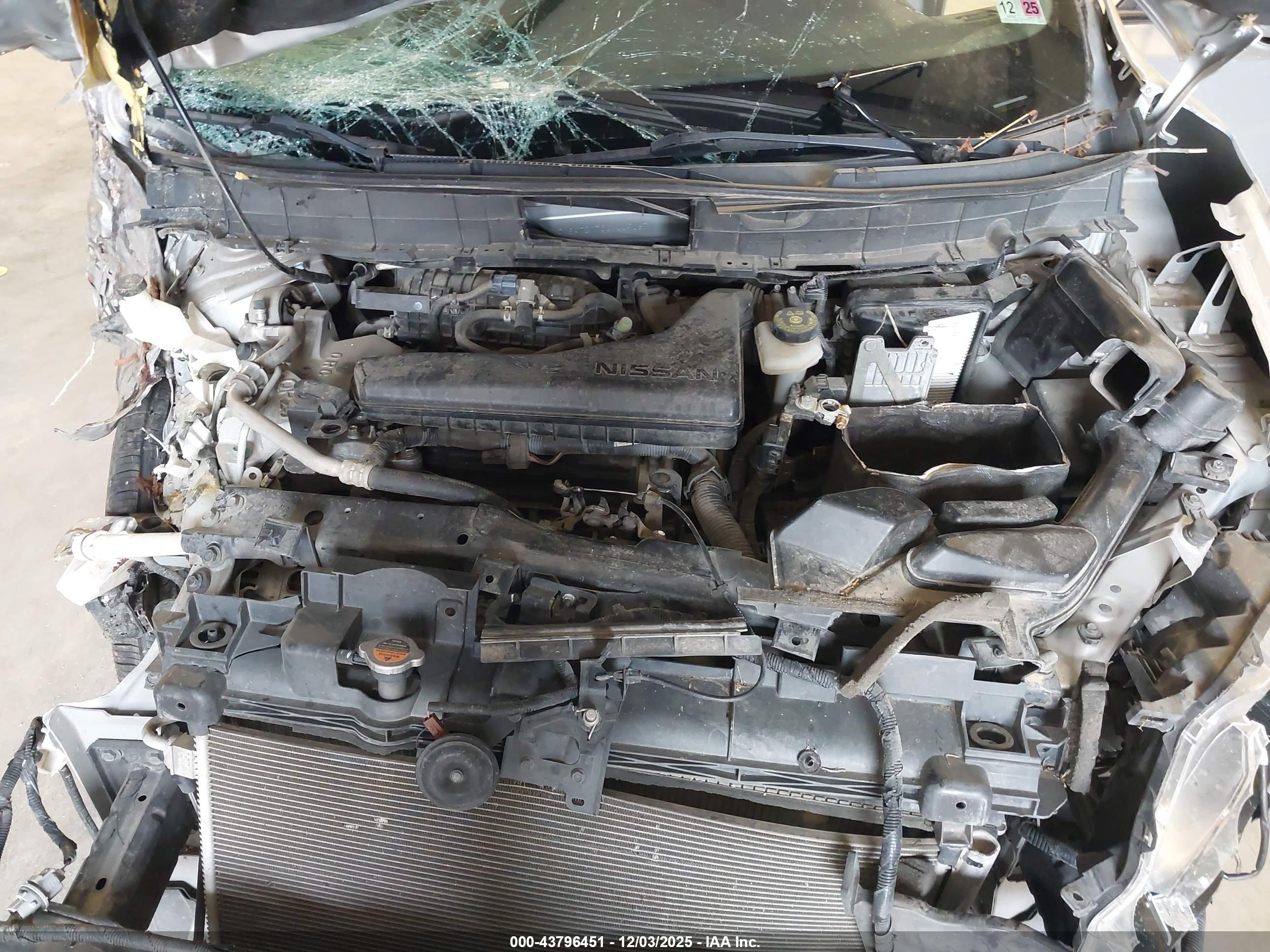 NISSAN ROGUE image 10