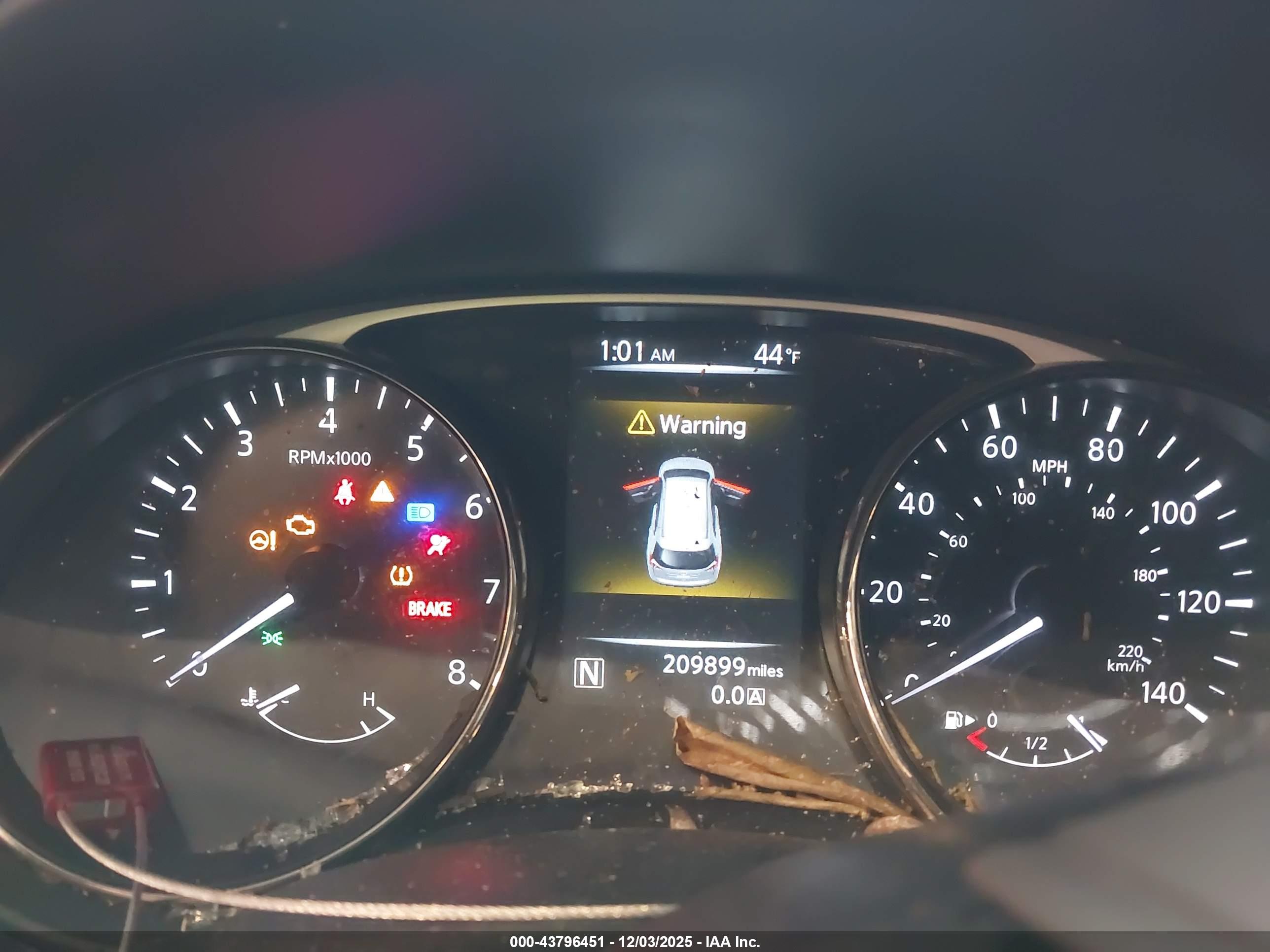 NISSAN ROGUE image 7