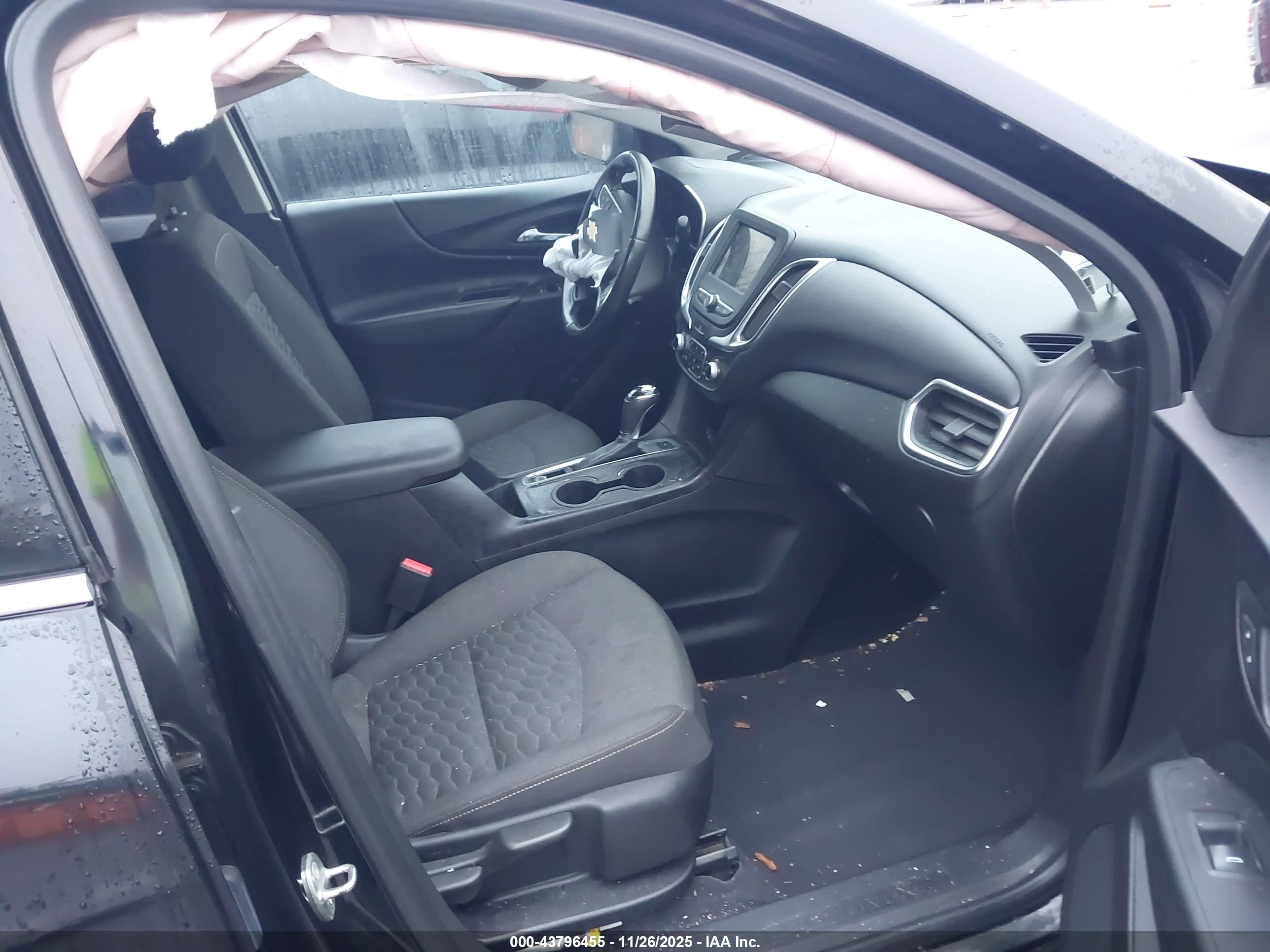 CHEVROLET EQUINOX image 5