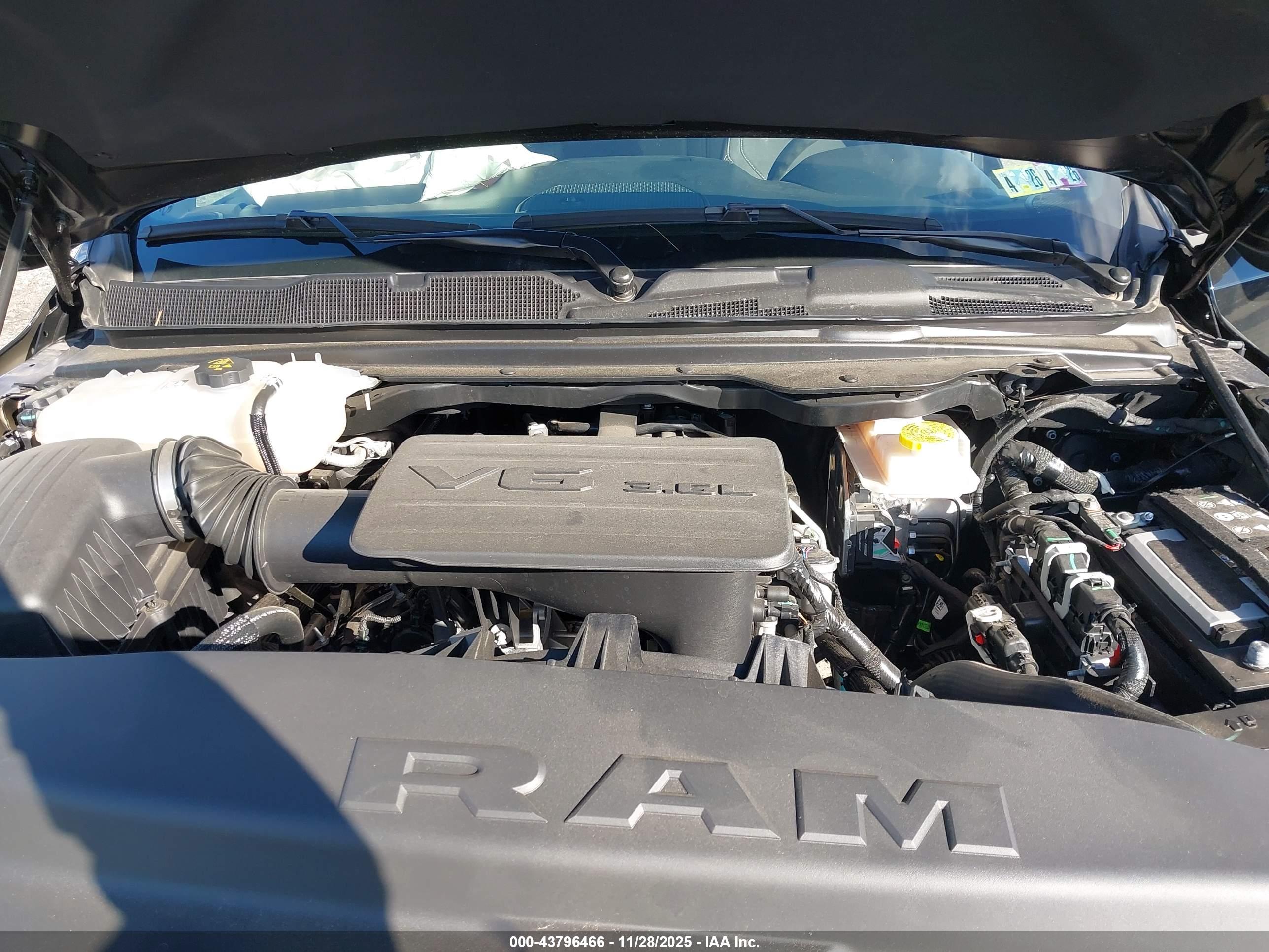 RAM 1500 image 10