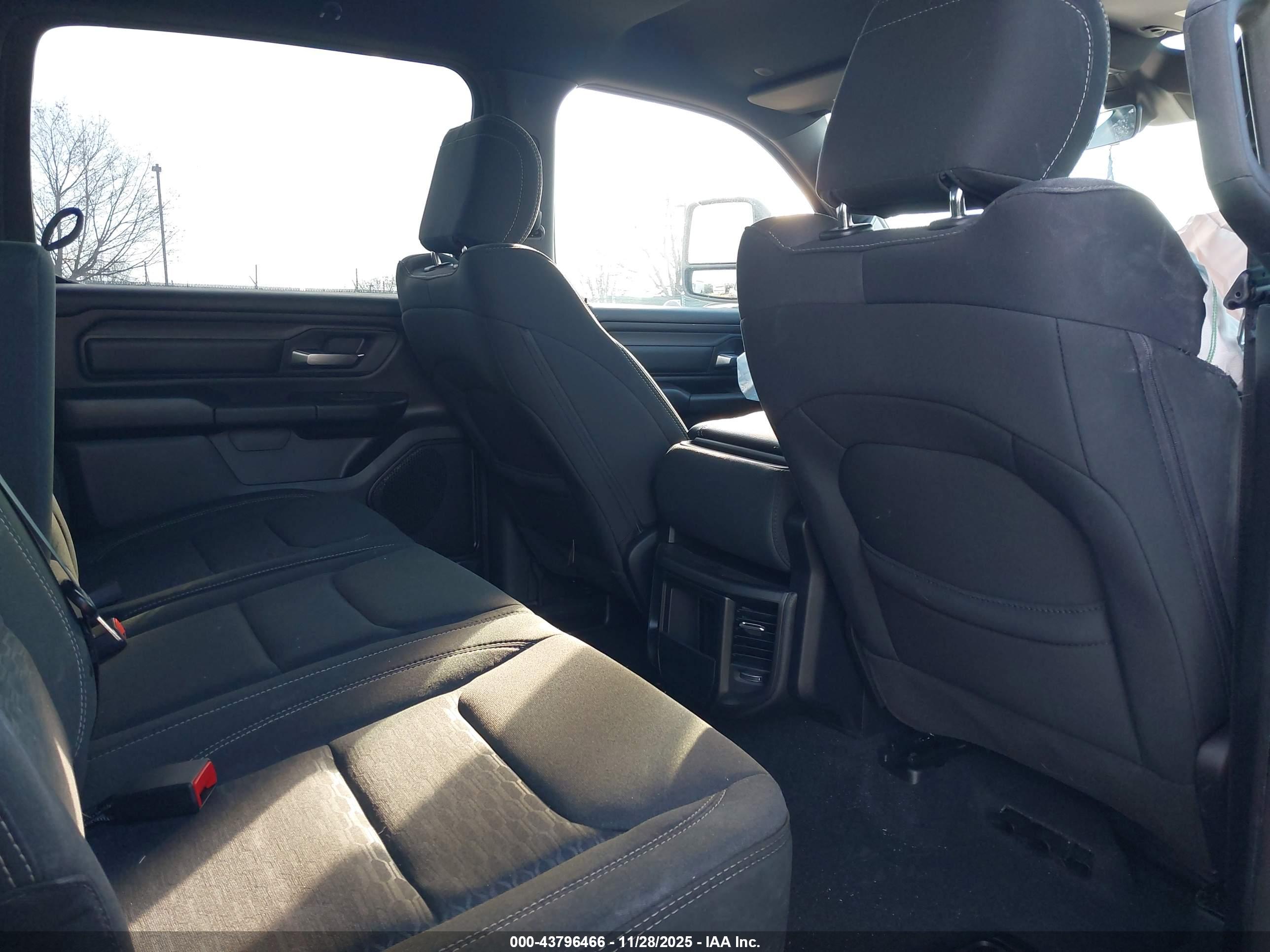 RAM 1500 image 8