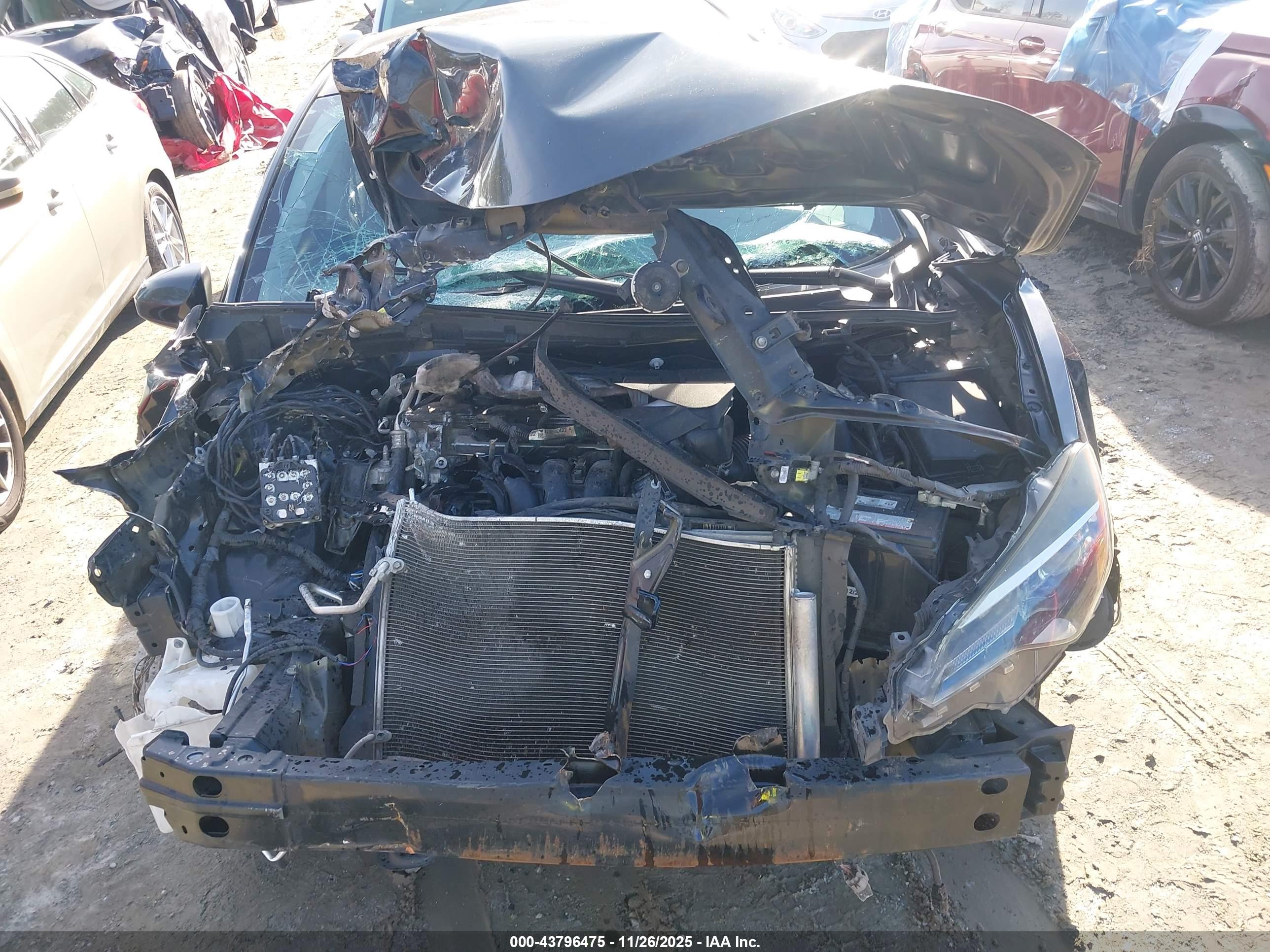 TOYOTA COROLLA image 6