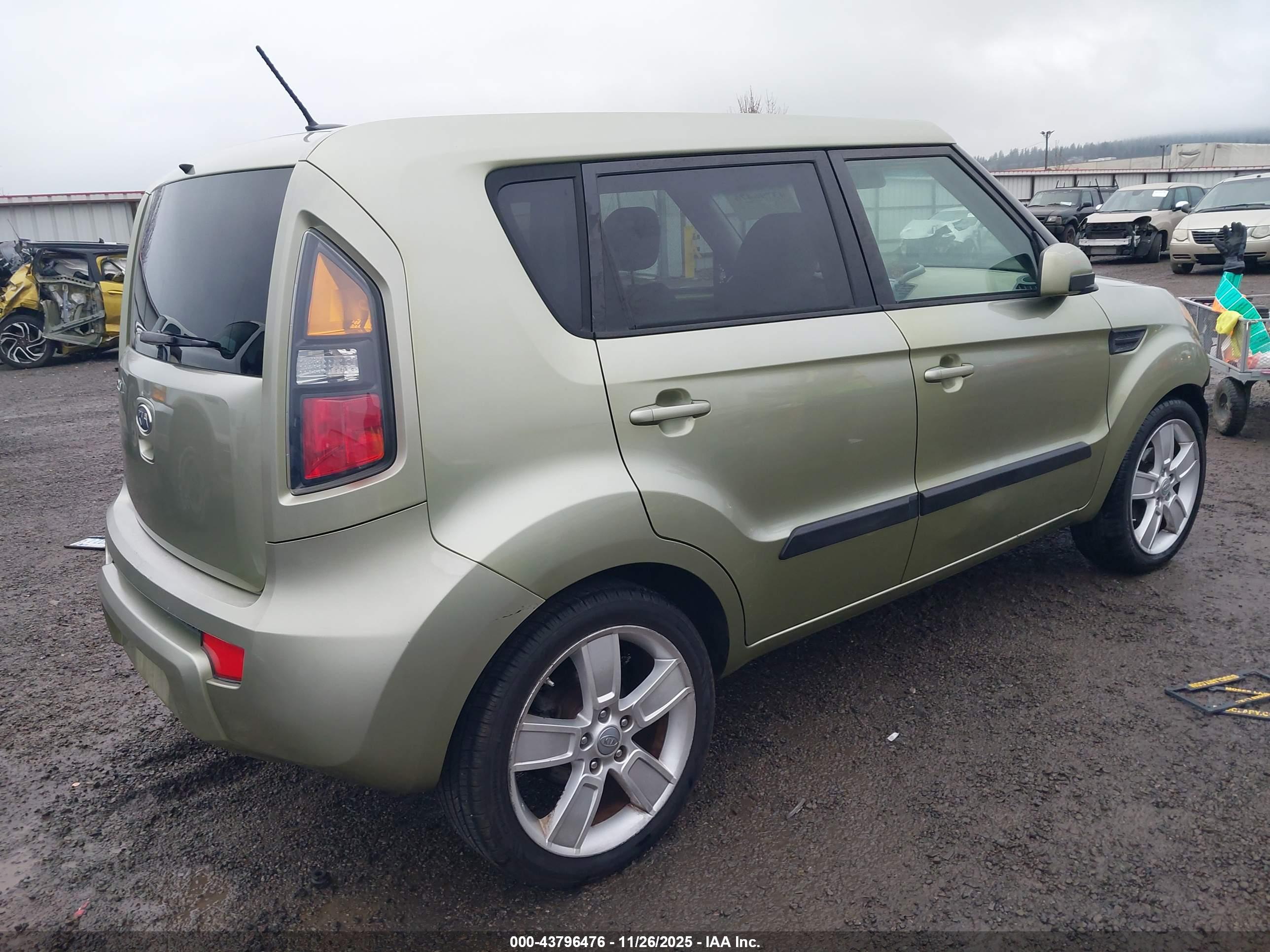 KIA SOUL image 4