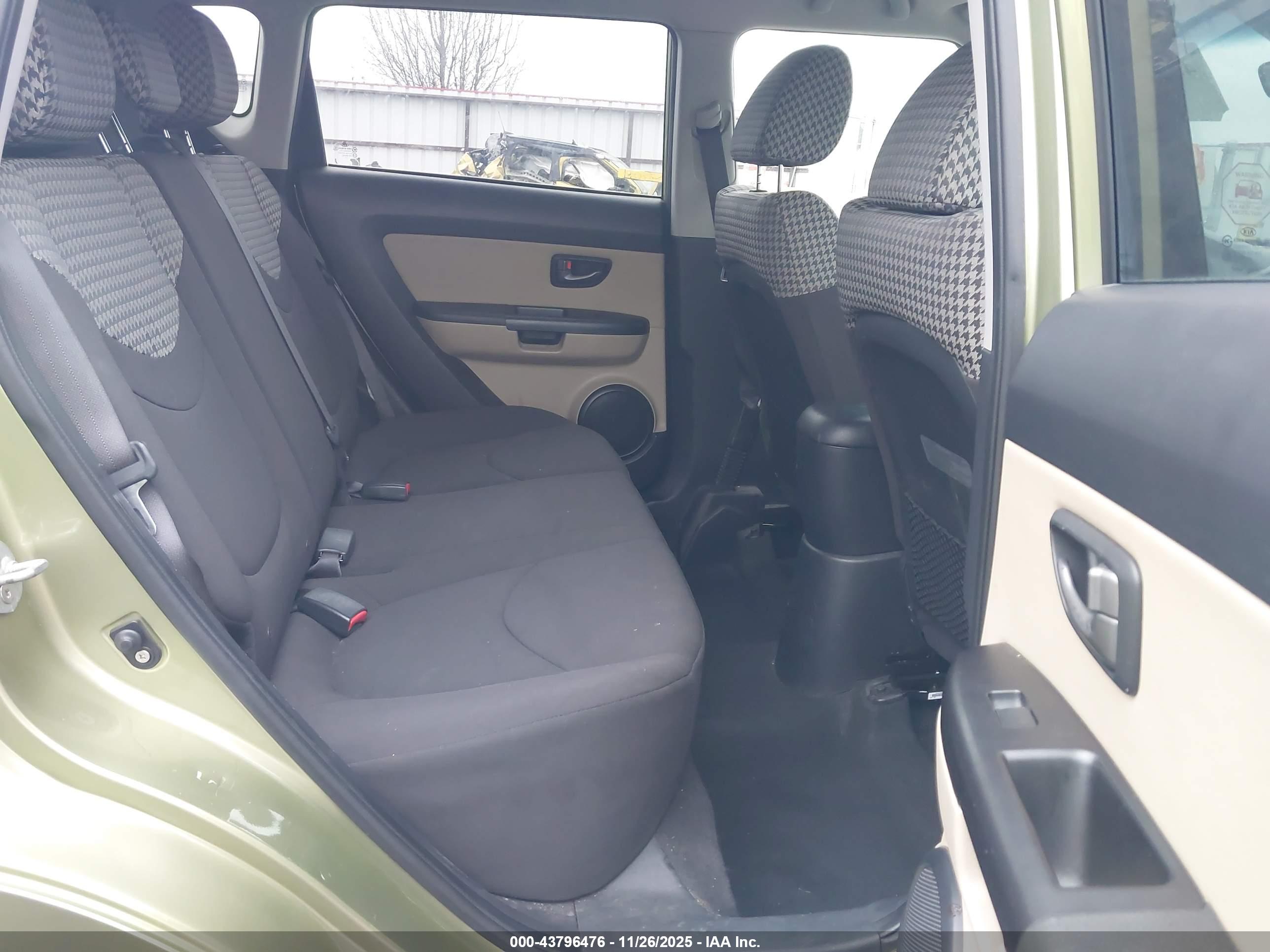 KIA SOUL image 8