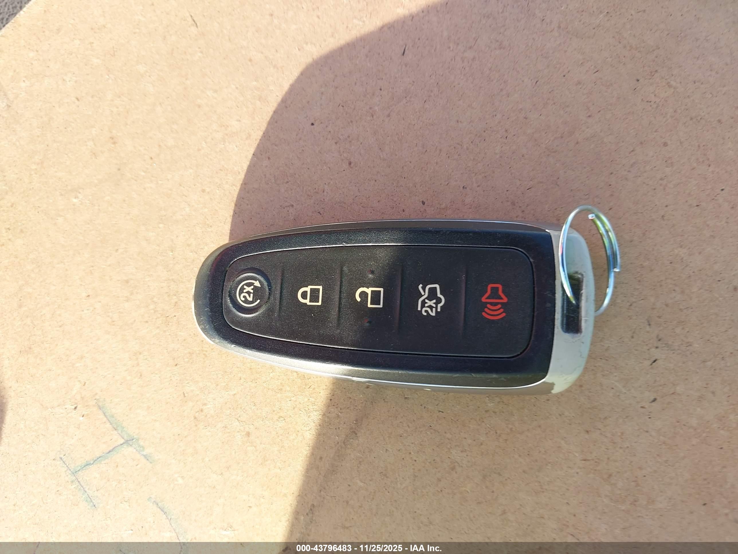 FORD ESCAPE image 11