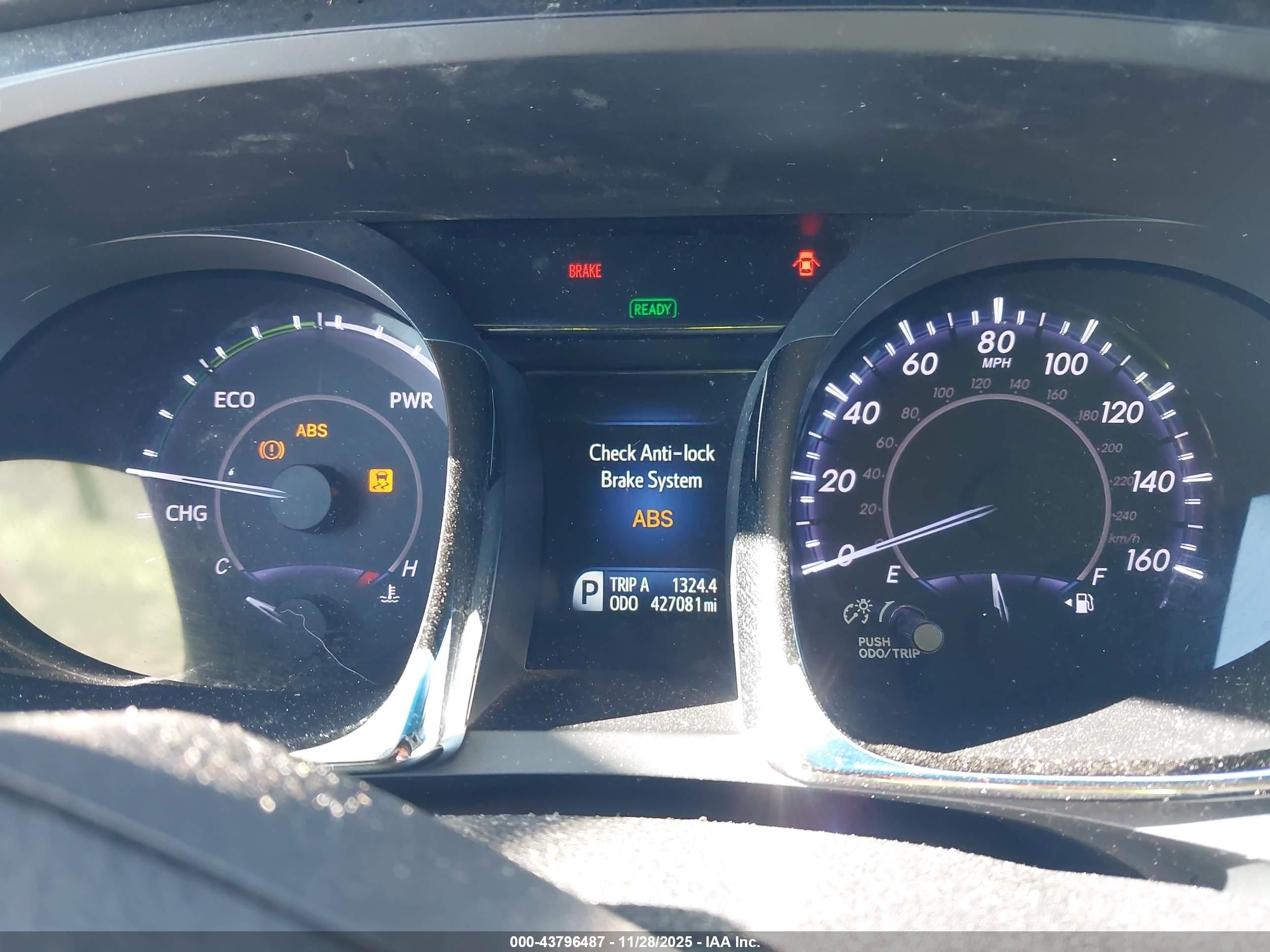 TOYOTA AVALON image 7