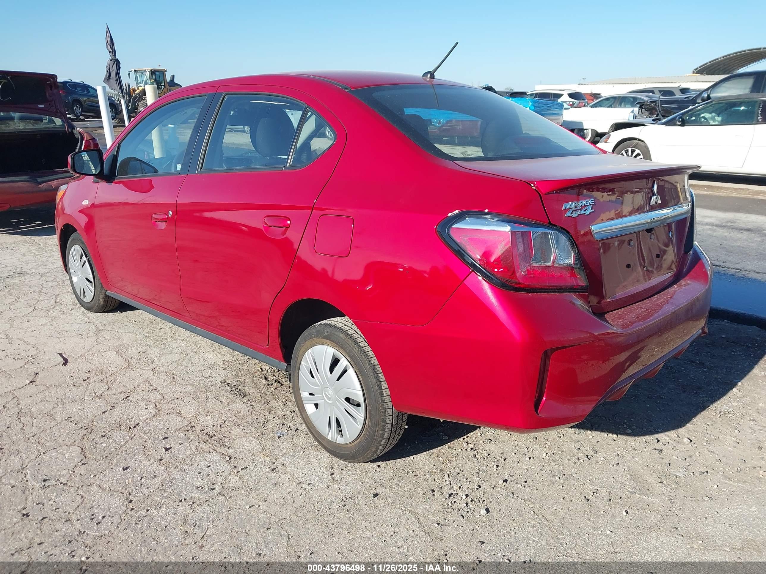 MITSUBISHI MIRAGE image 3