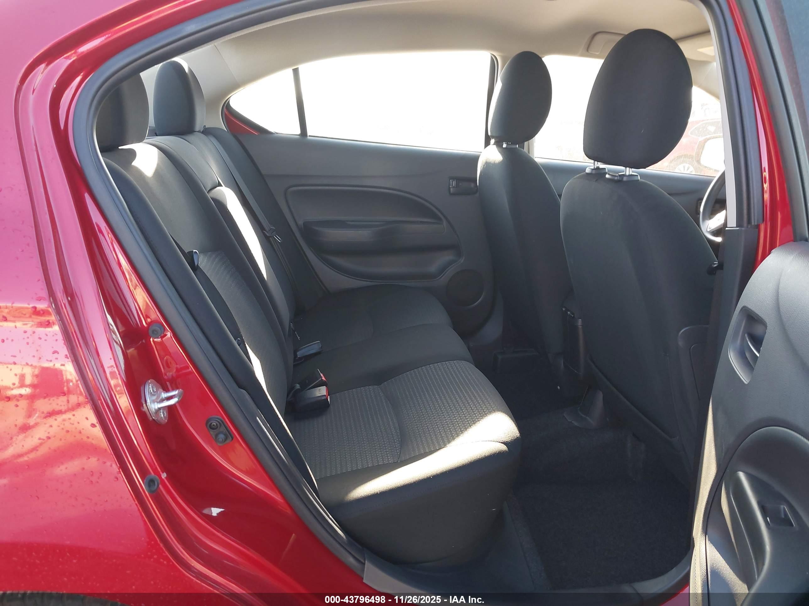MITSUBISHI MIRAGE image 8