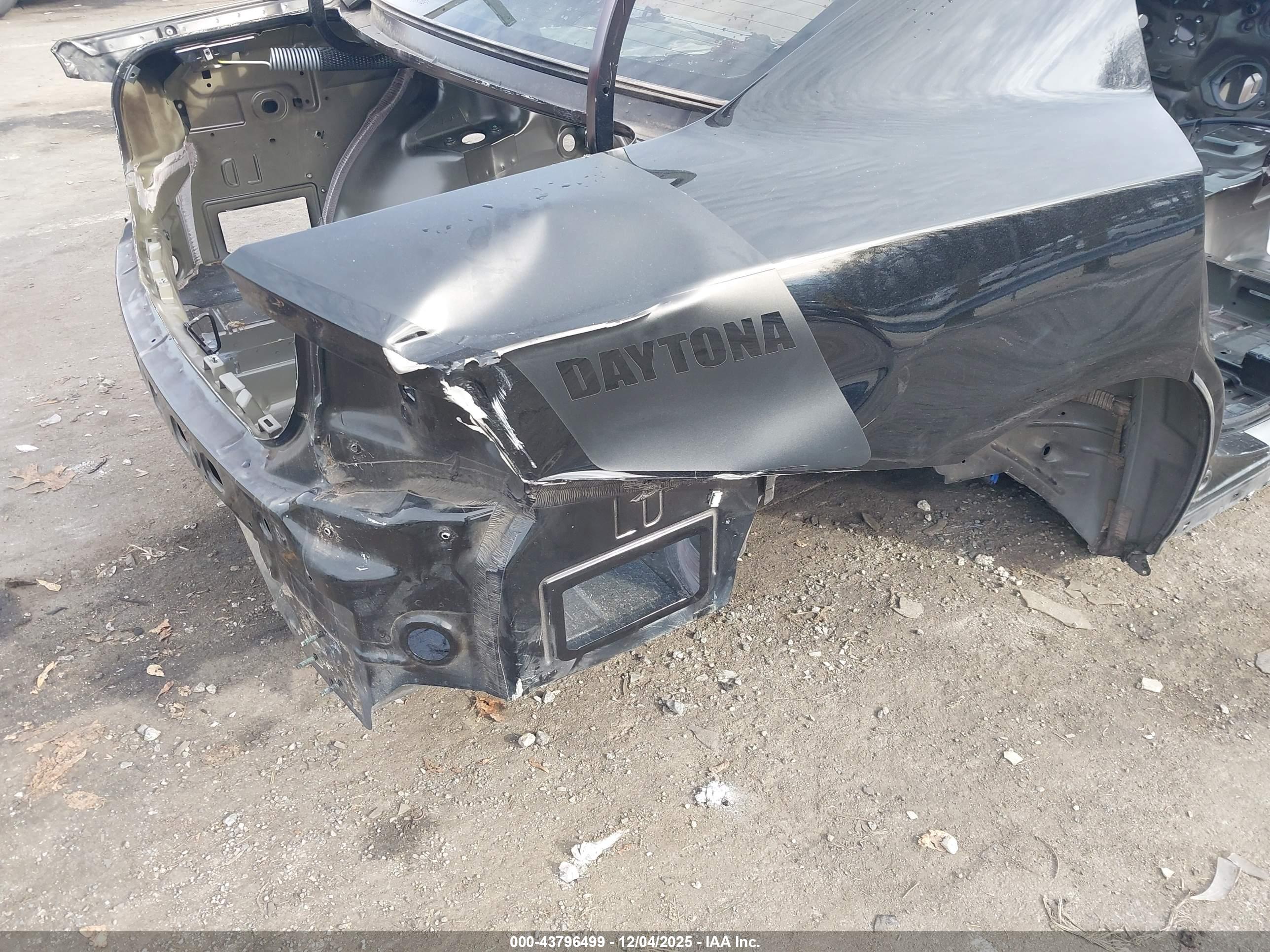 DODGE CHARGER image 6
