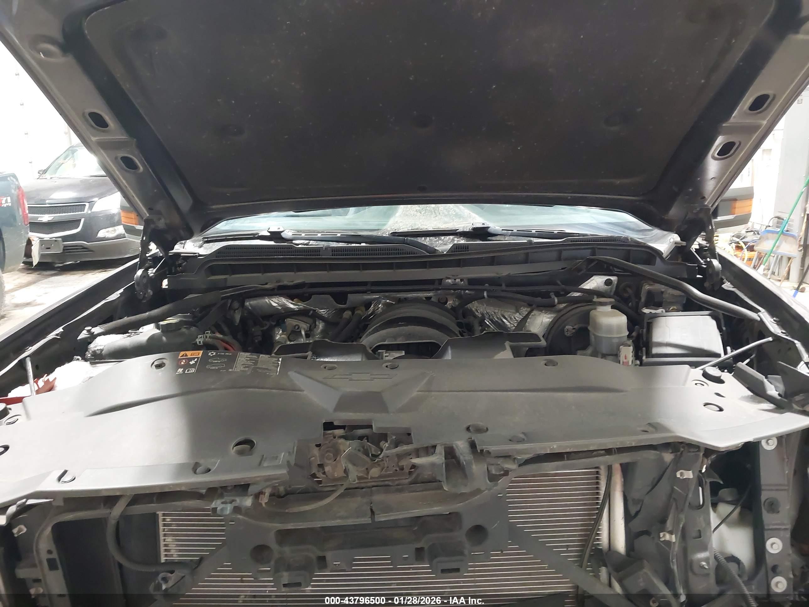 CHEVROLET SILVERADO image 10