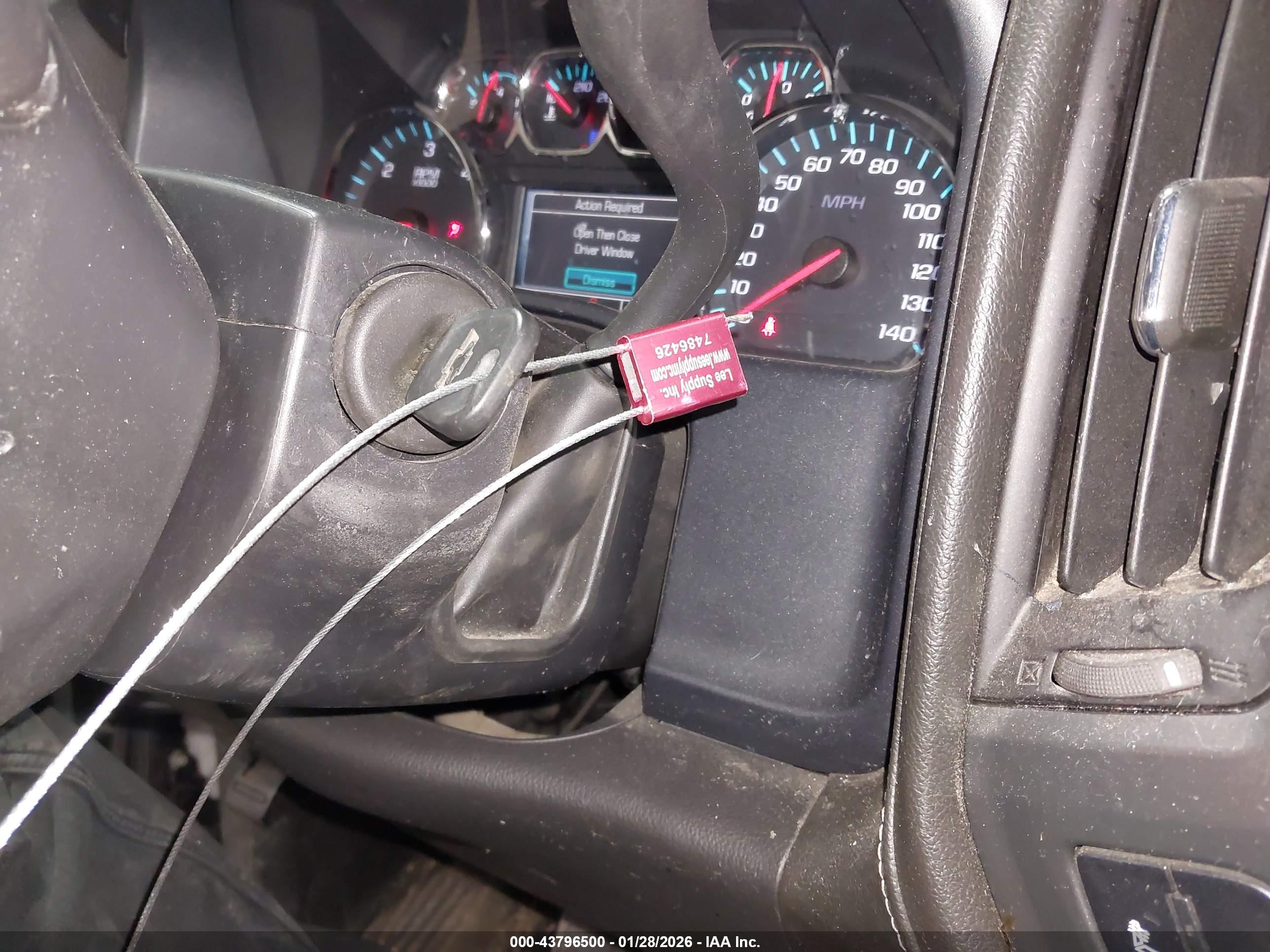 CHEVROLET SILVERADO image 11