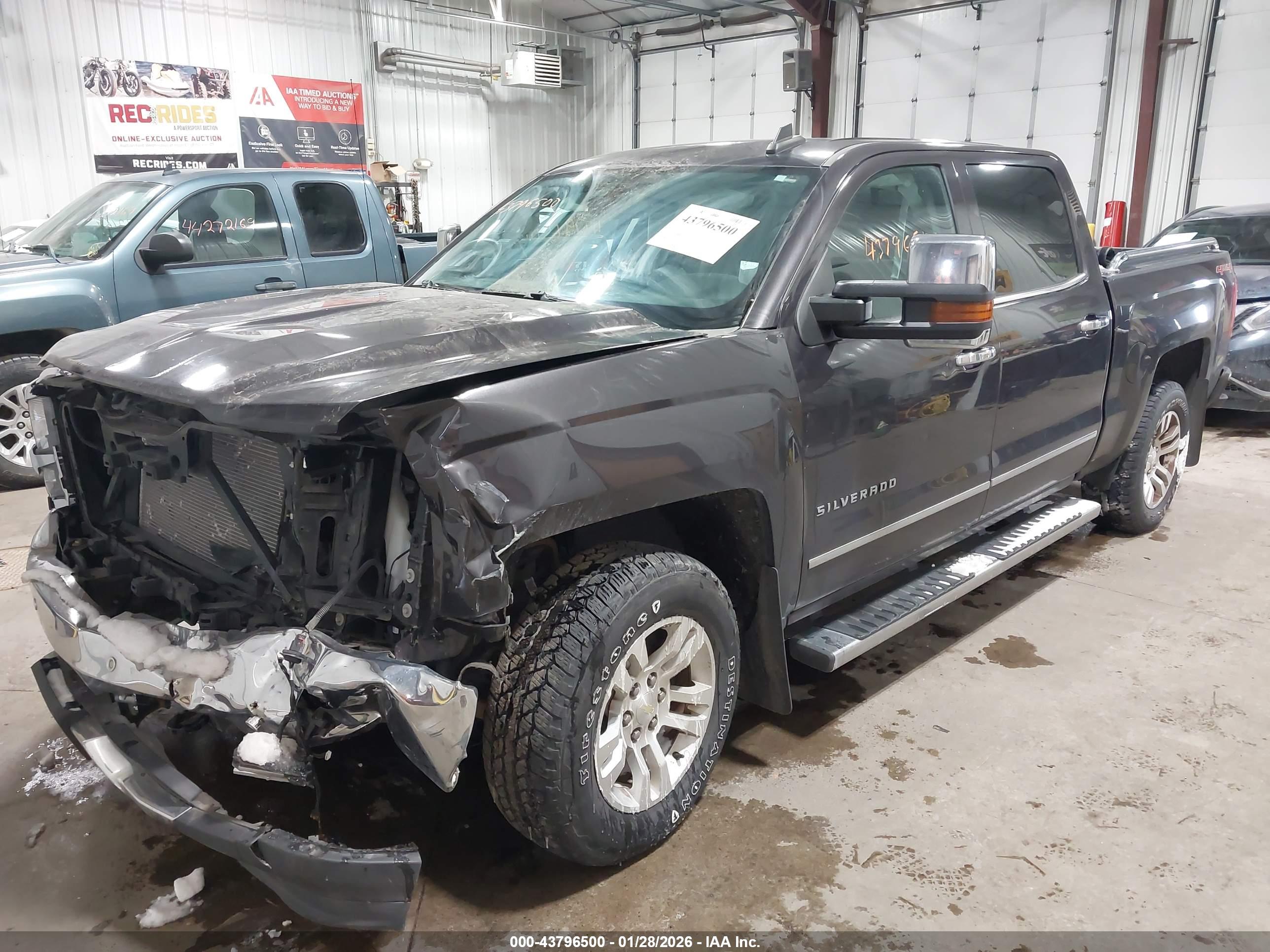 CHEVROLET SILVERADO image 2