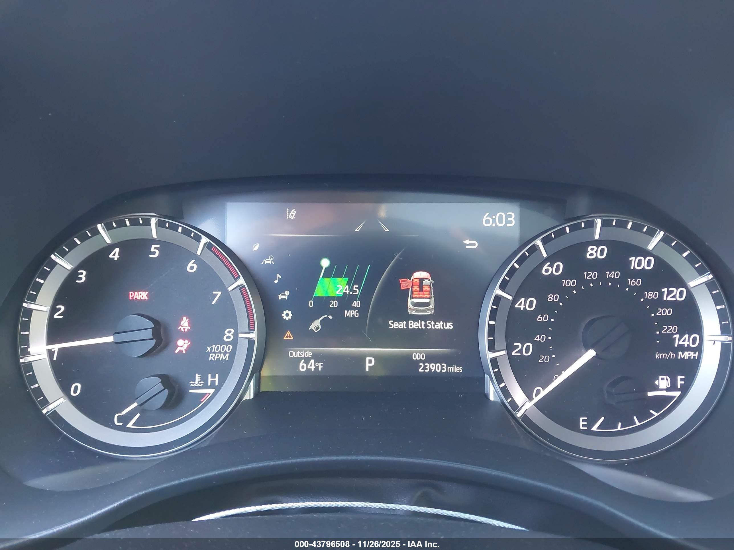 TOYOTA HIGHLANDER image 7