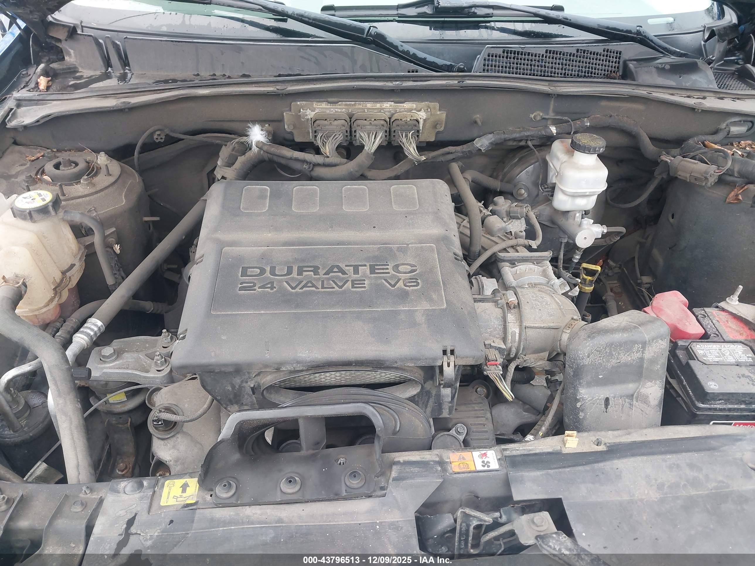 FORD ESCAPE image 10