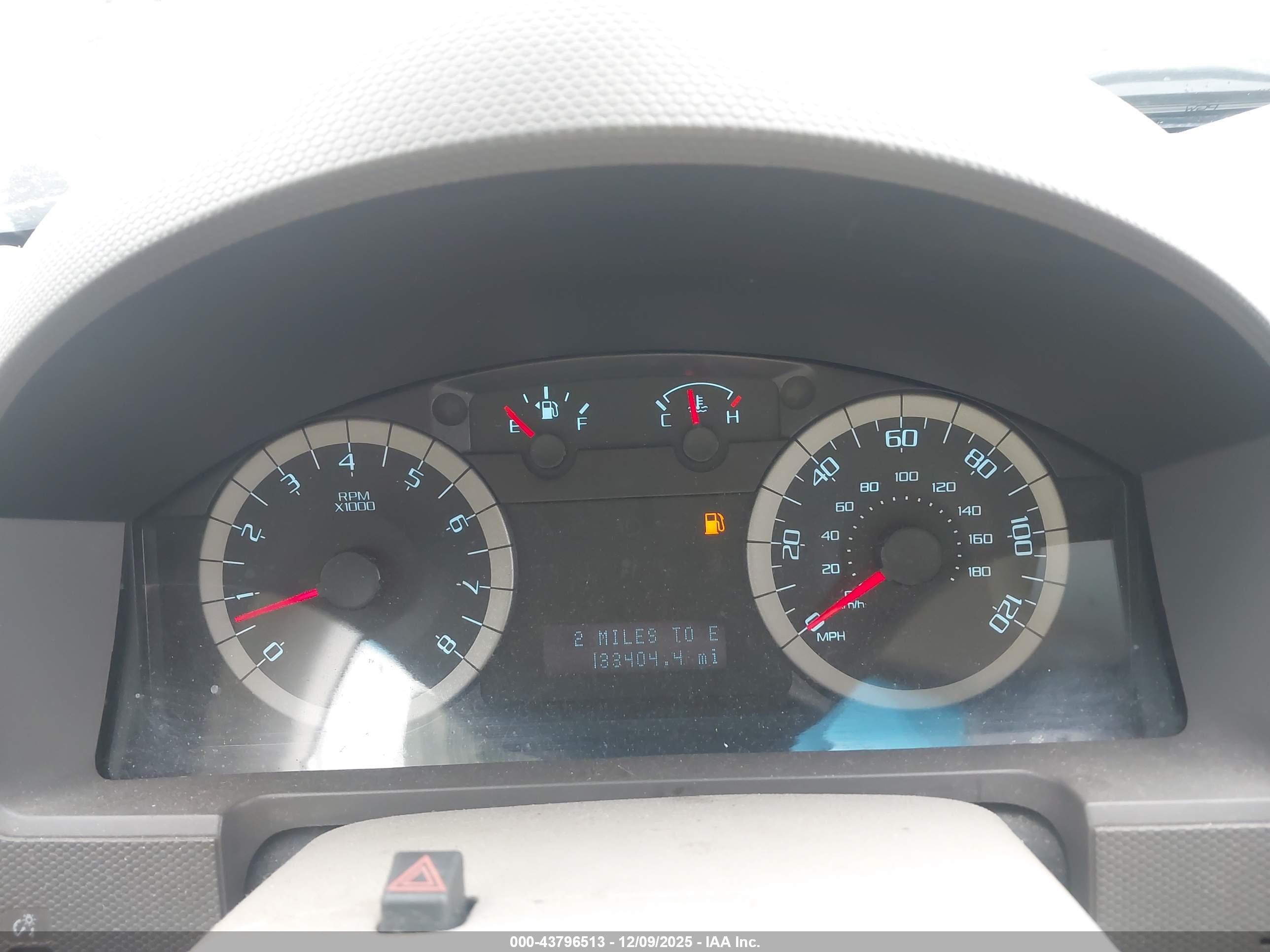 FORD ESCAPE image 7