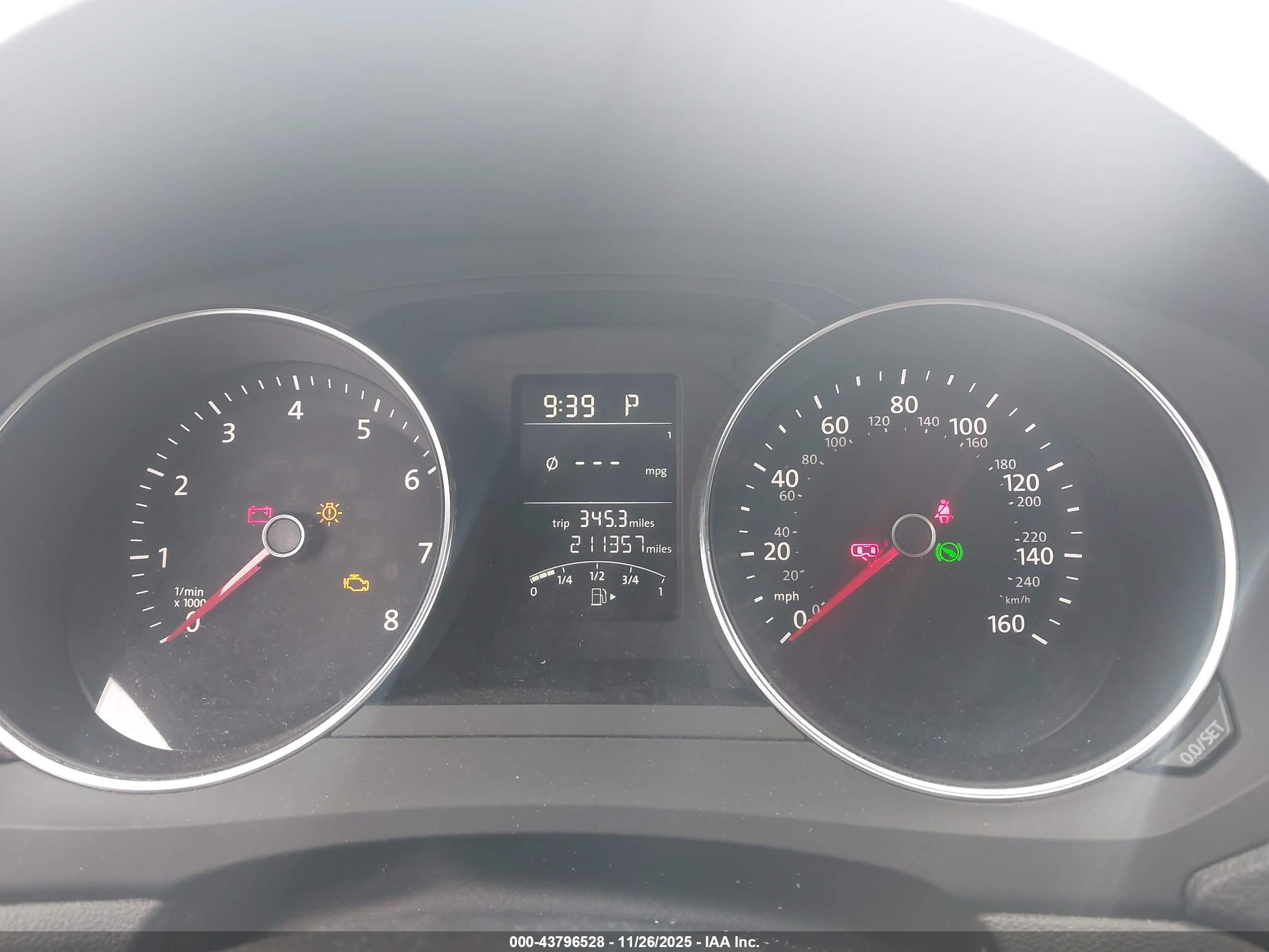 VOLKSWAGEN JETTA image 7