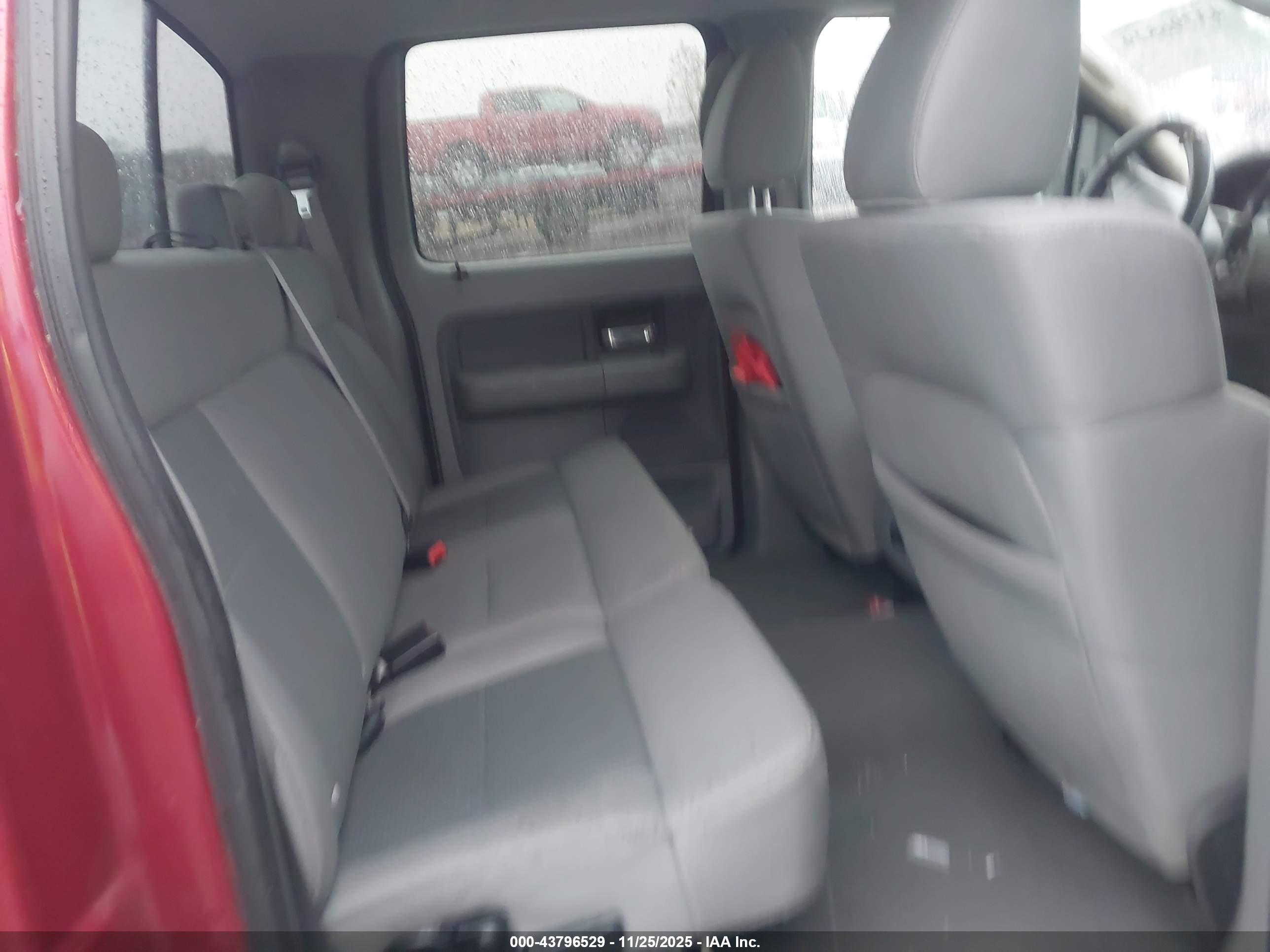 FORD F-150 image 8