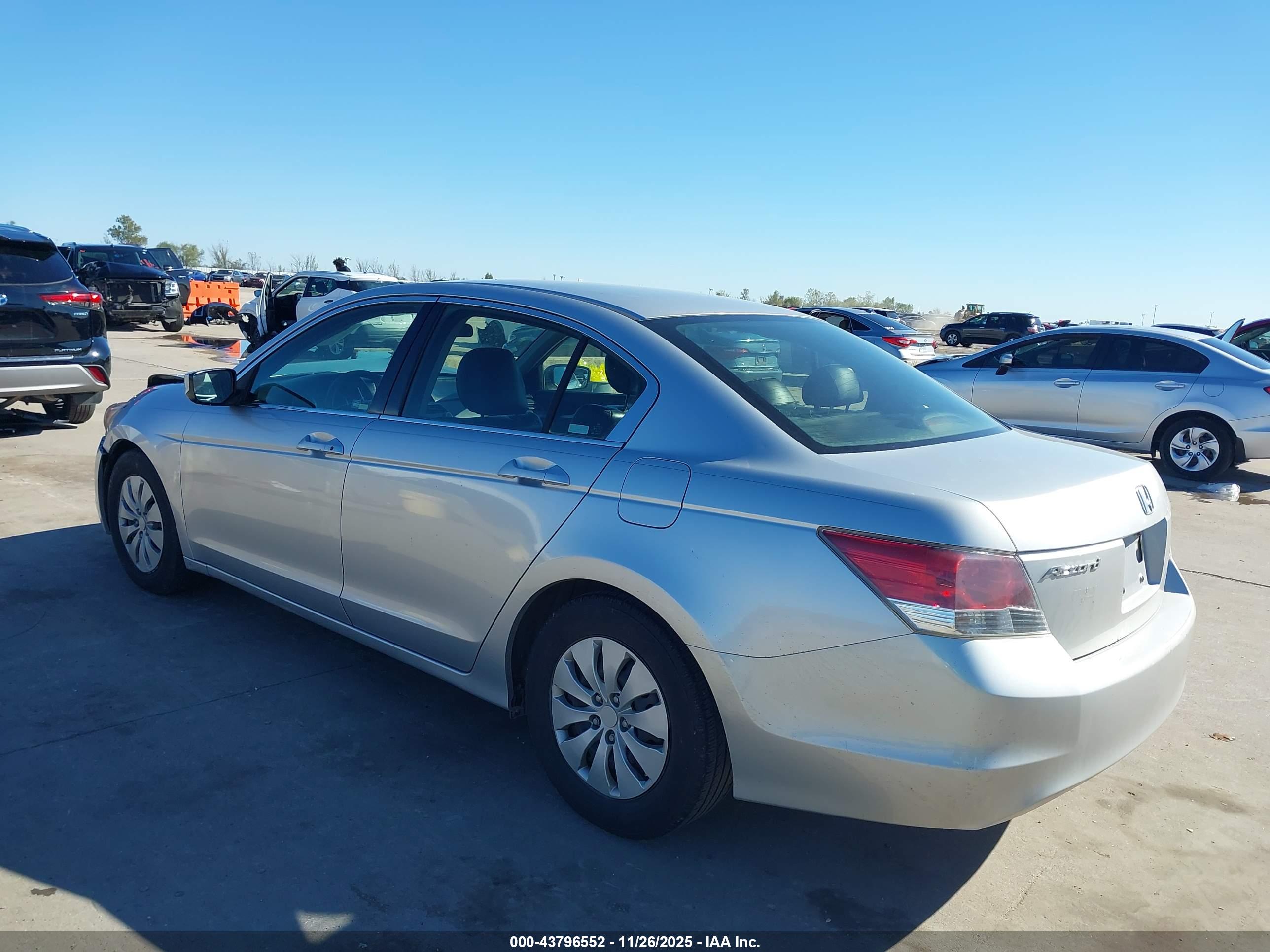 HONDA ACCORD image 3
