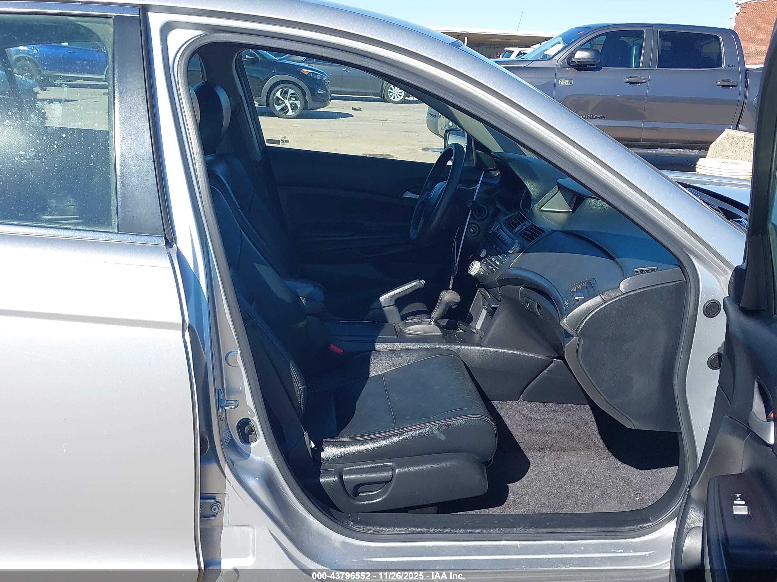 HONDA ACCORD image 5