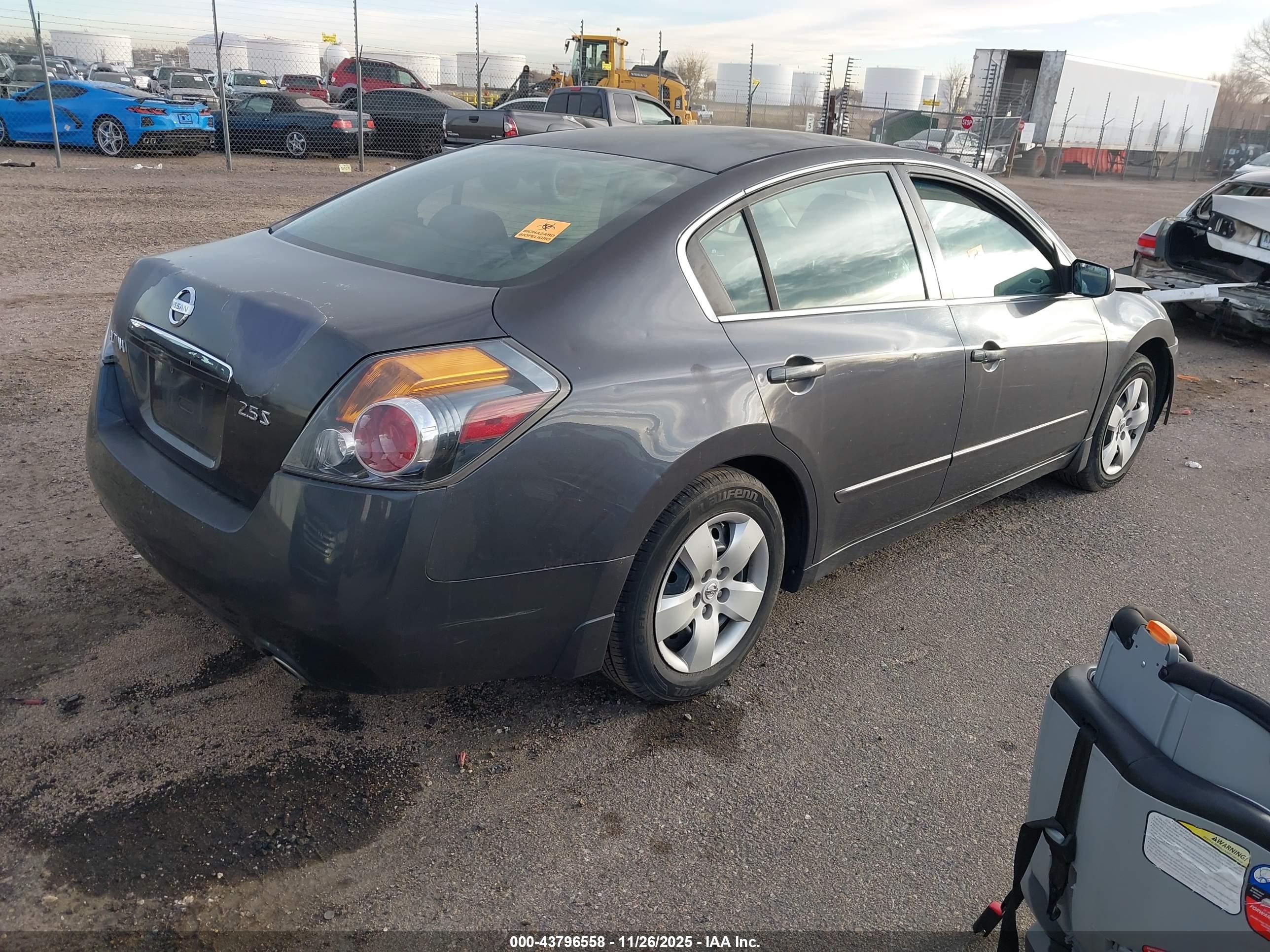 NISSAN ALTIMA image 4