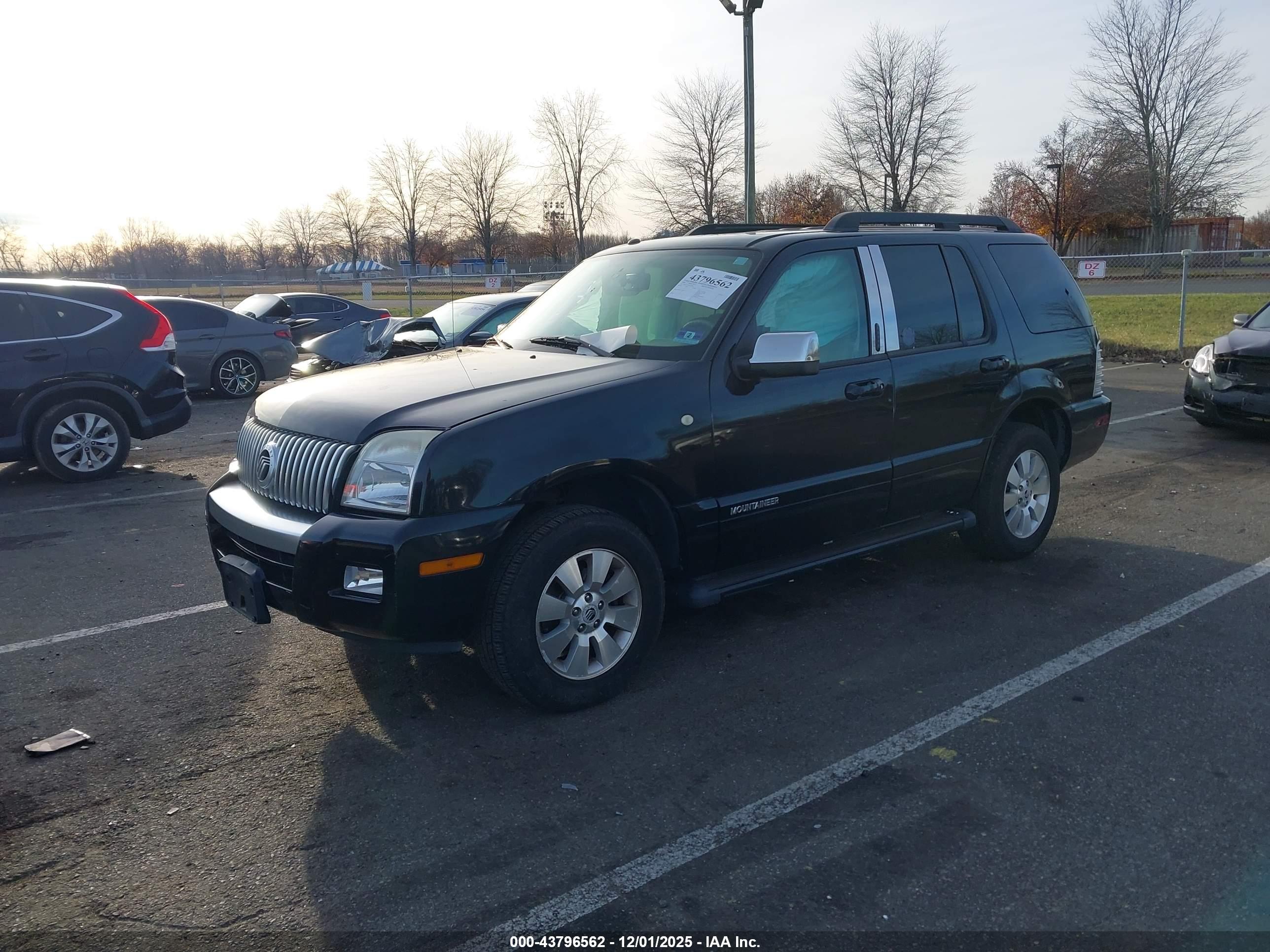 MERCURY MOUNTAINEER image 2