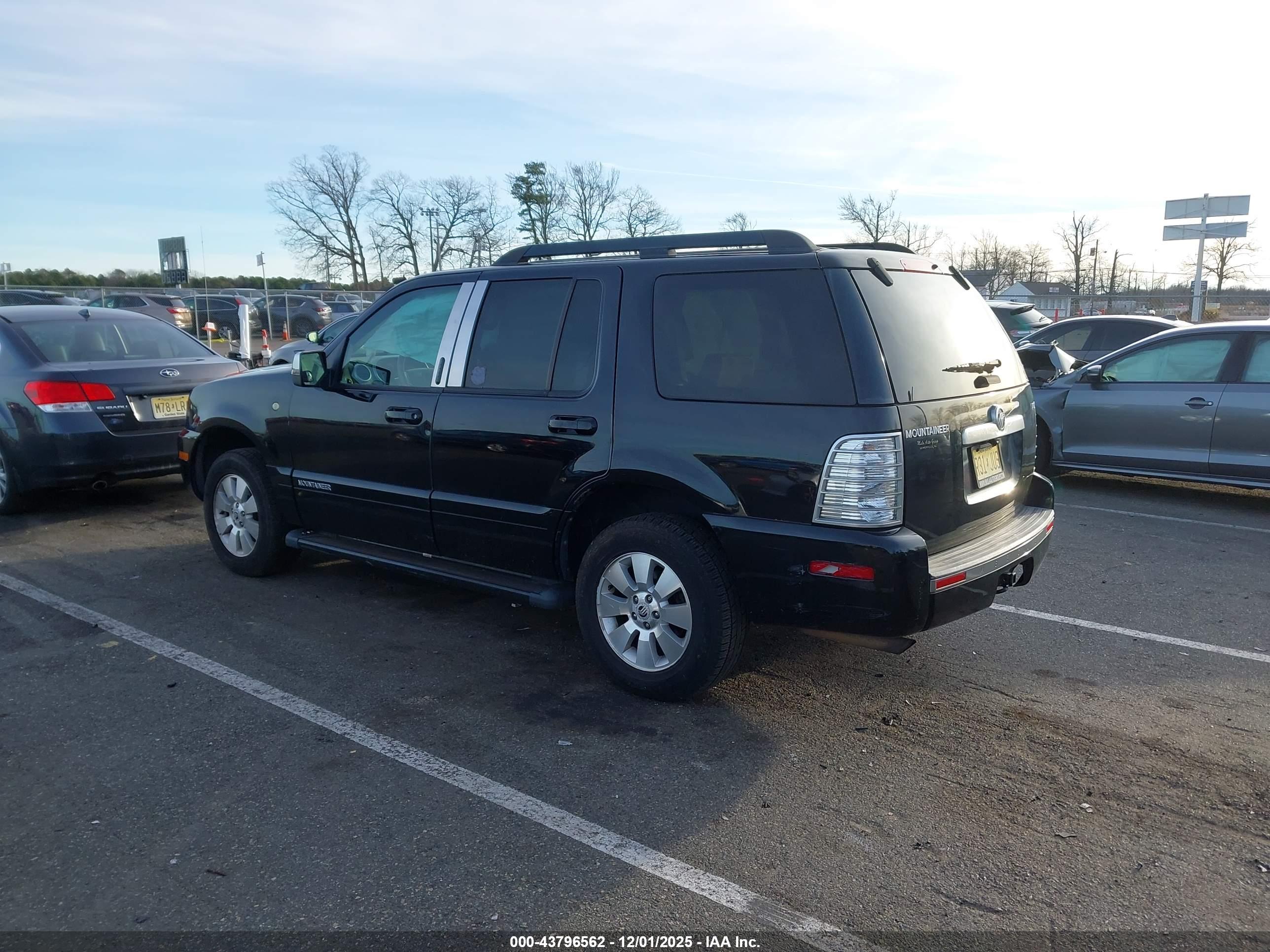 MERCURY MOUNTAINEER image 3