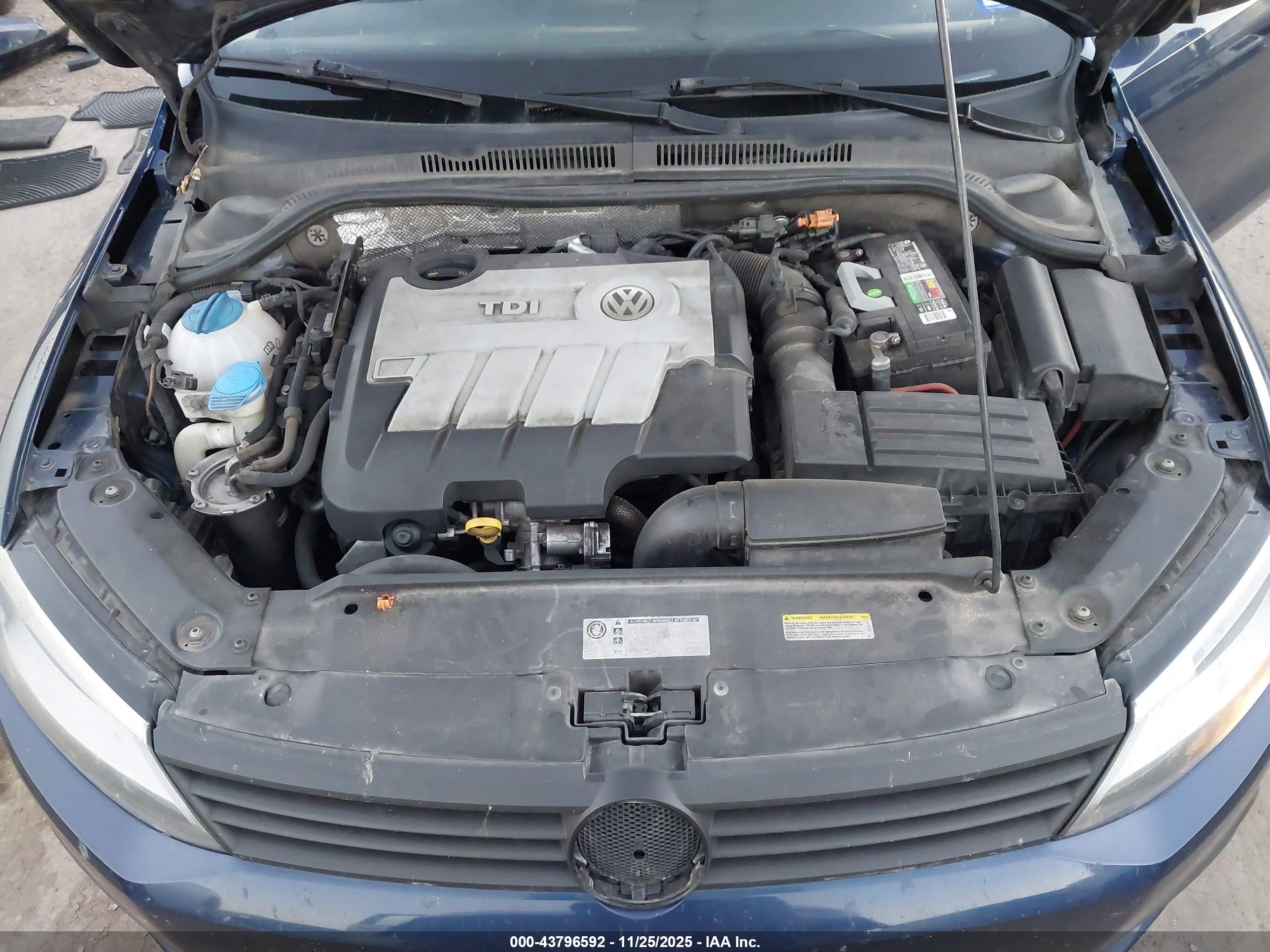 VOLKSWAGEN JETTA image 10