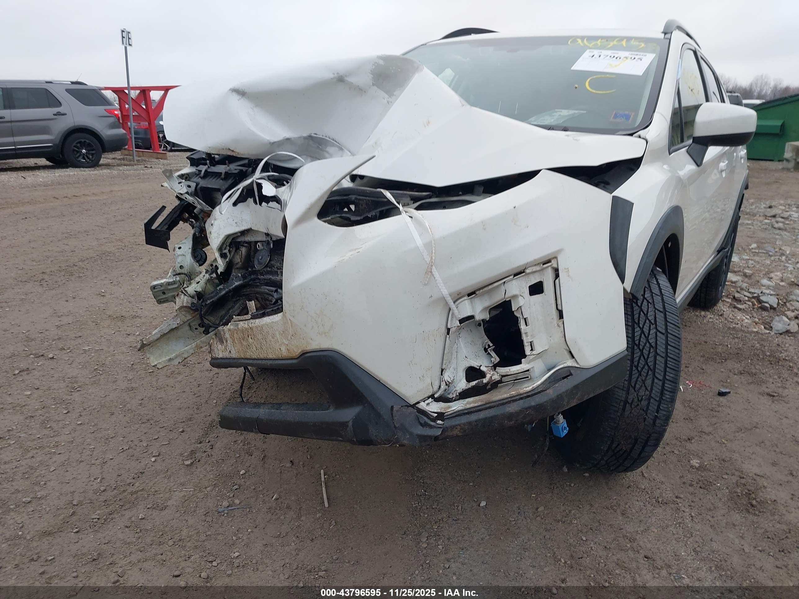 SUBARU CROSSTREK image 6