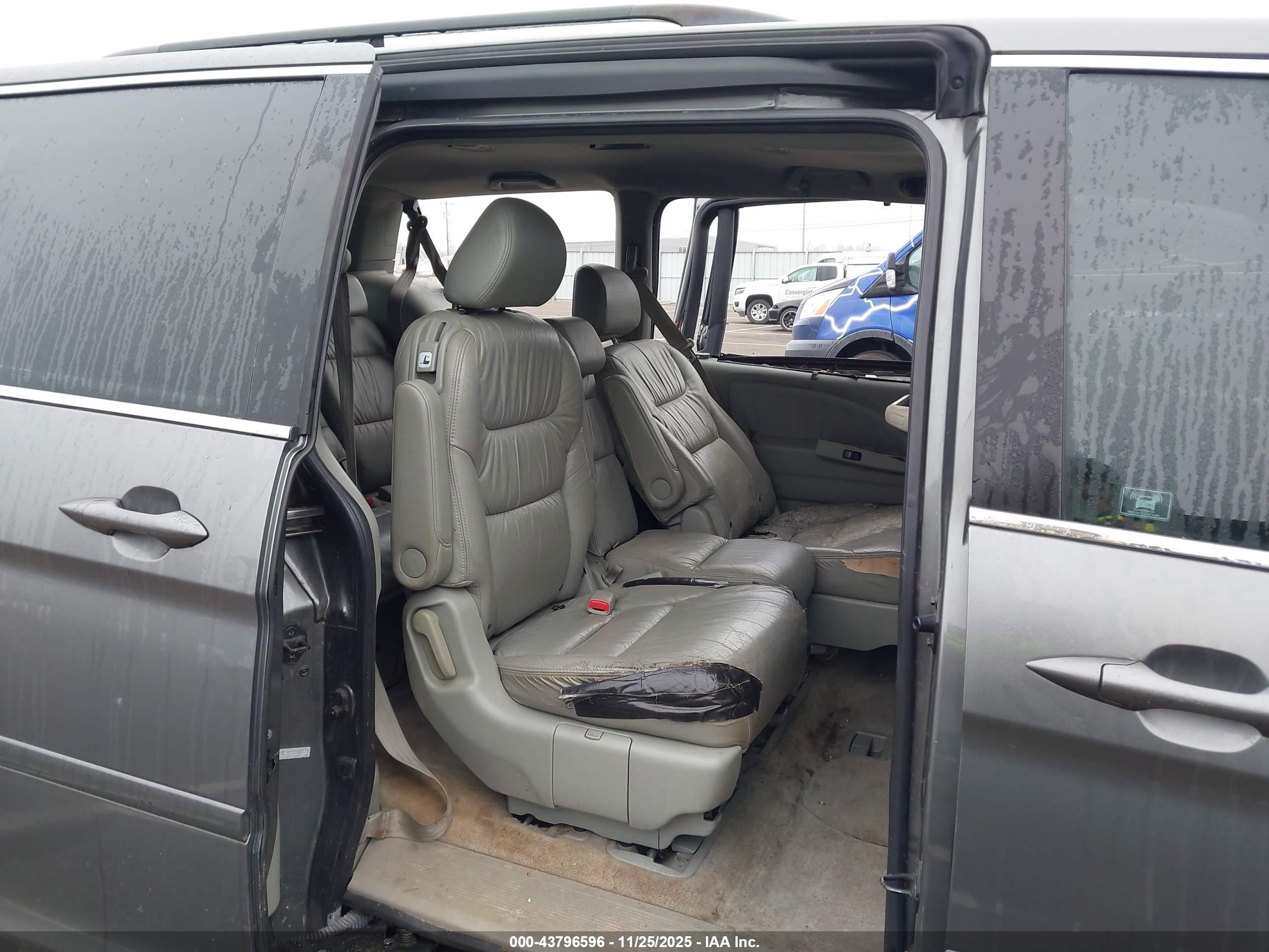 HONDA ODYSSEY image 8