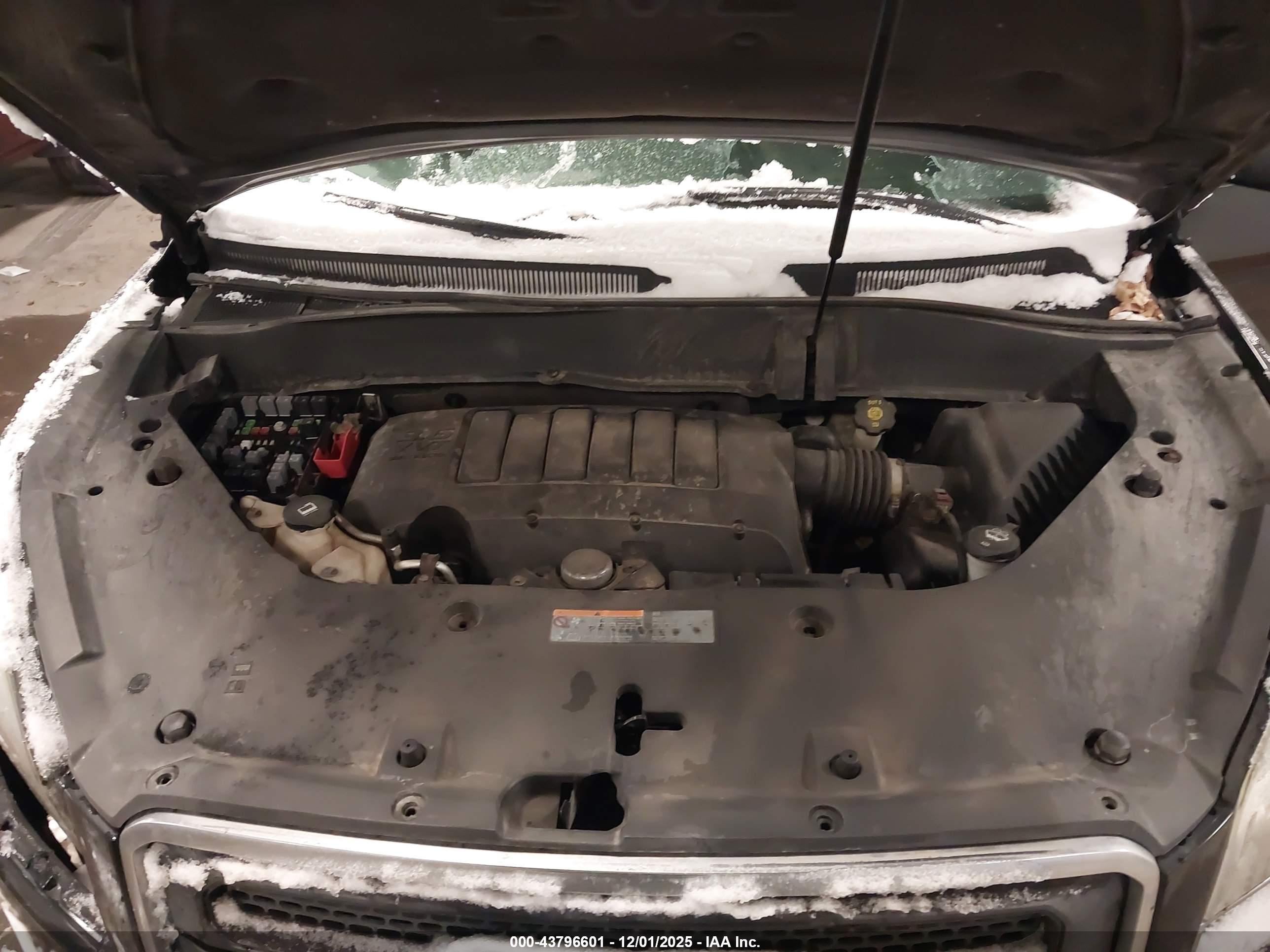 GMC ACADIA image 10