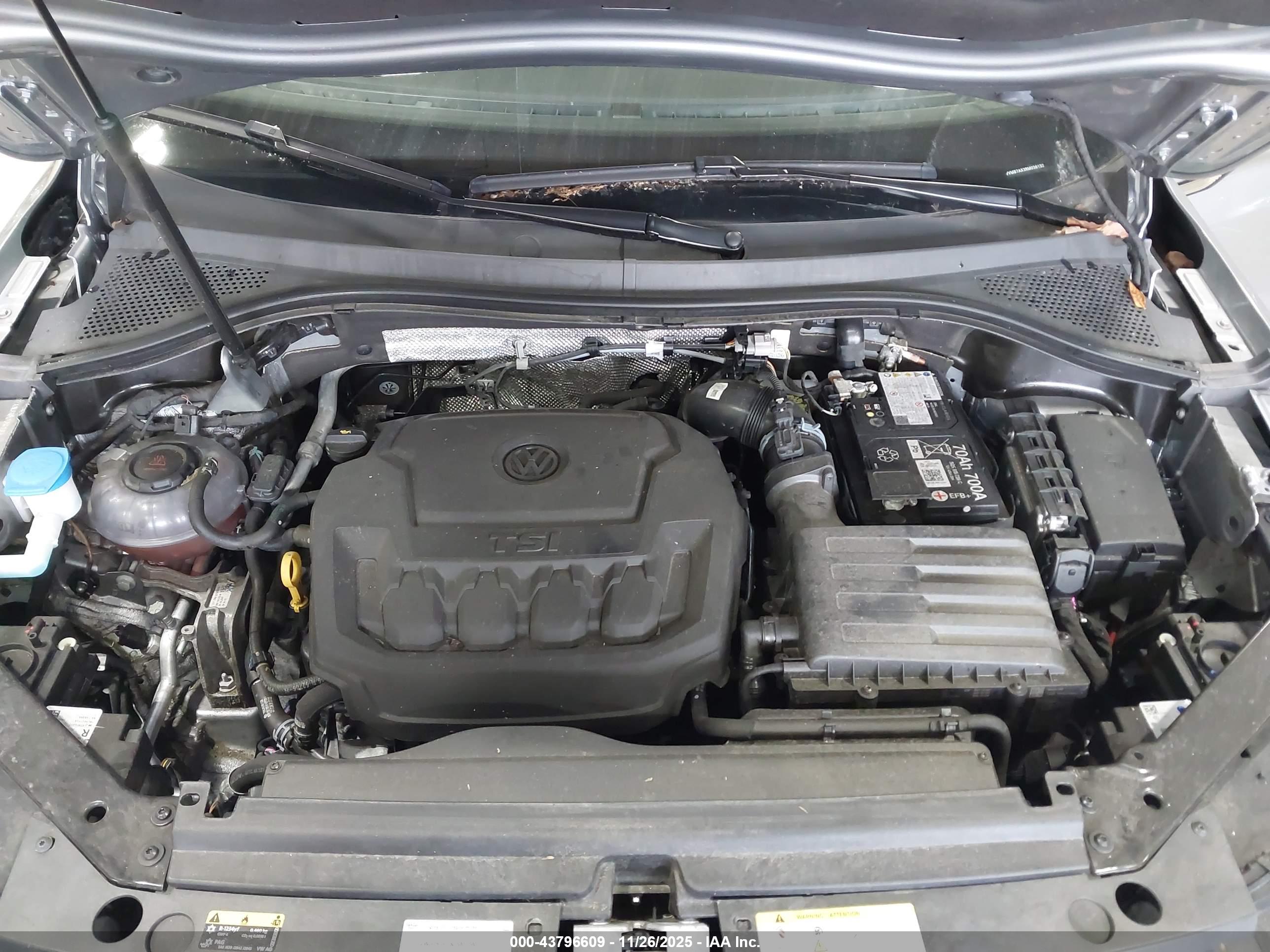 VOLKSWAGEN TIGUAN image 10