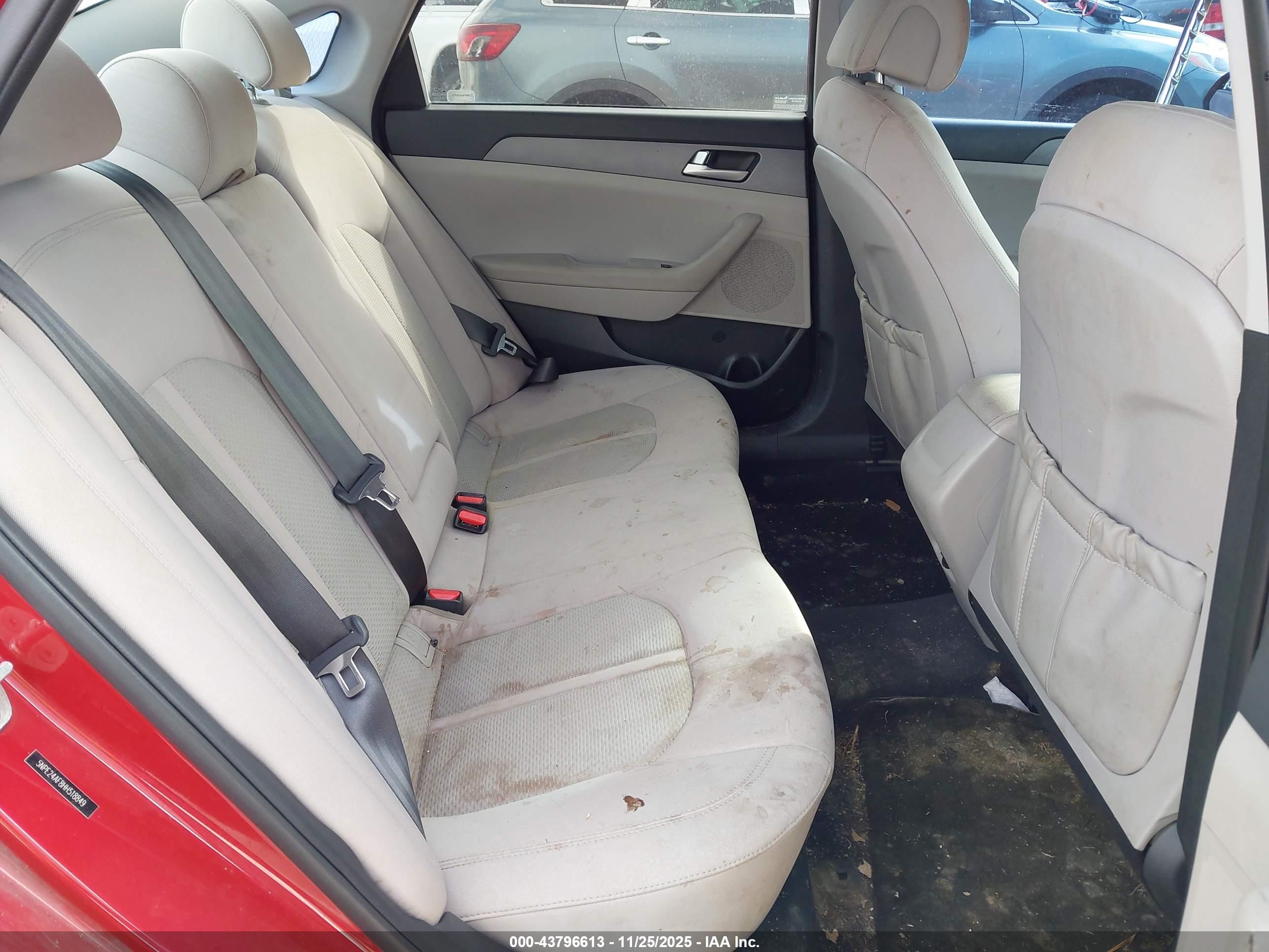 HYUNDAI SONATA image 8