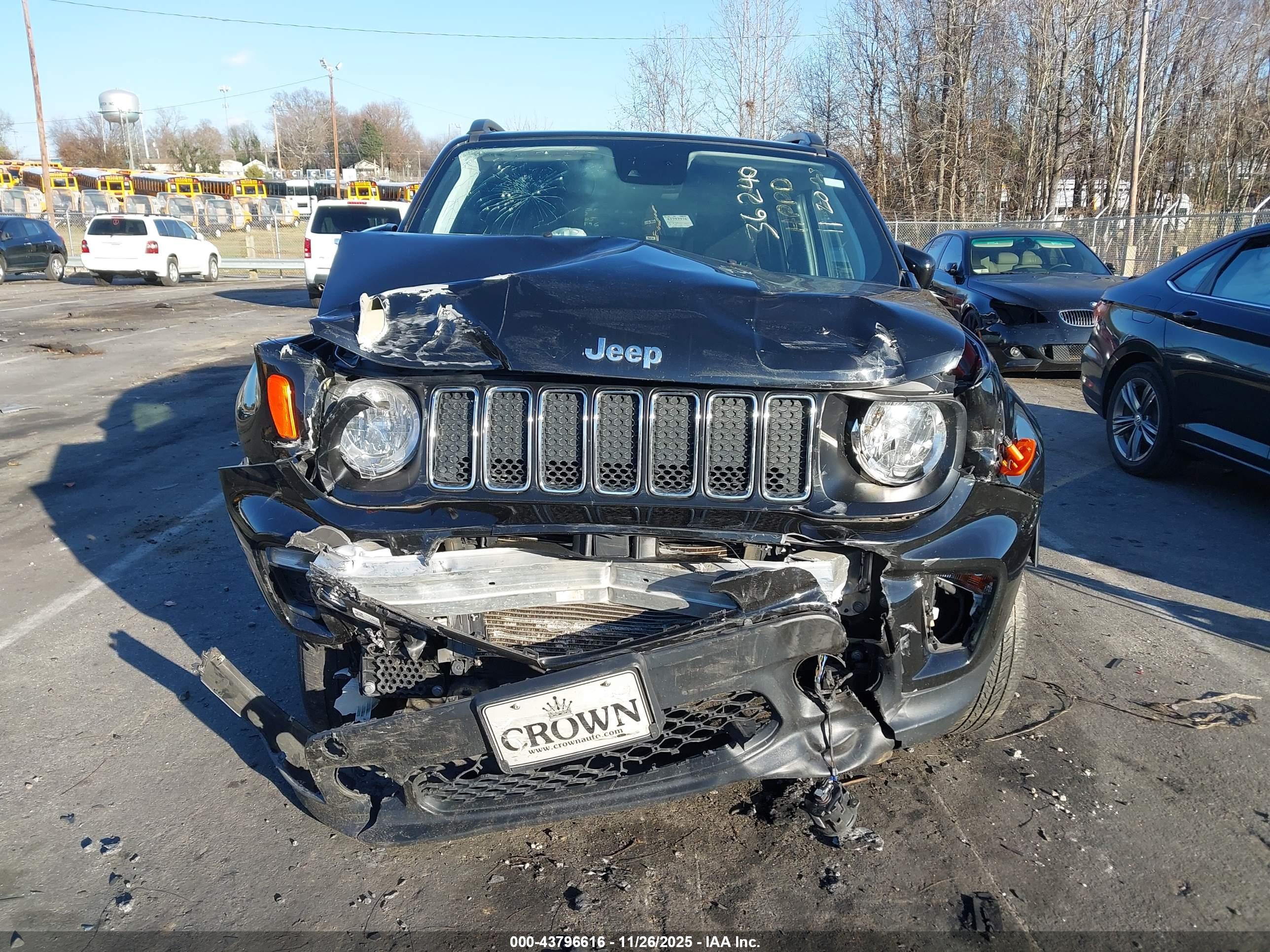 JEEP RENEGADE image 6