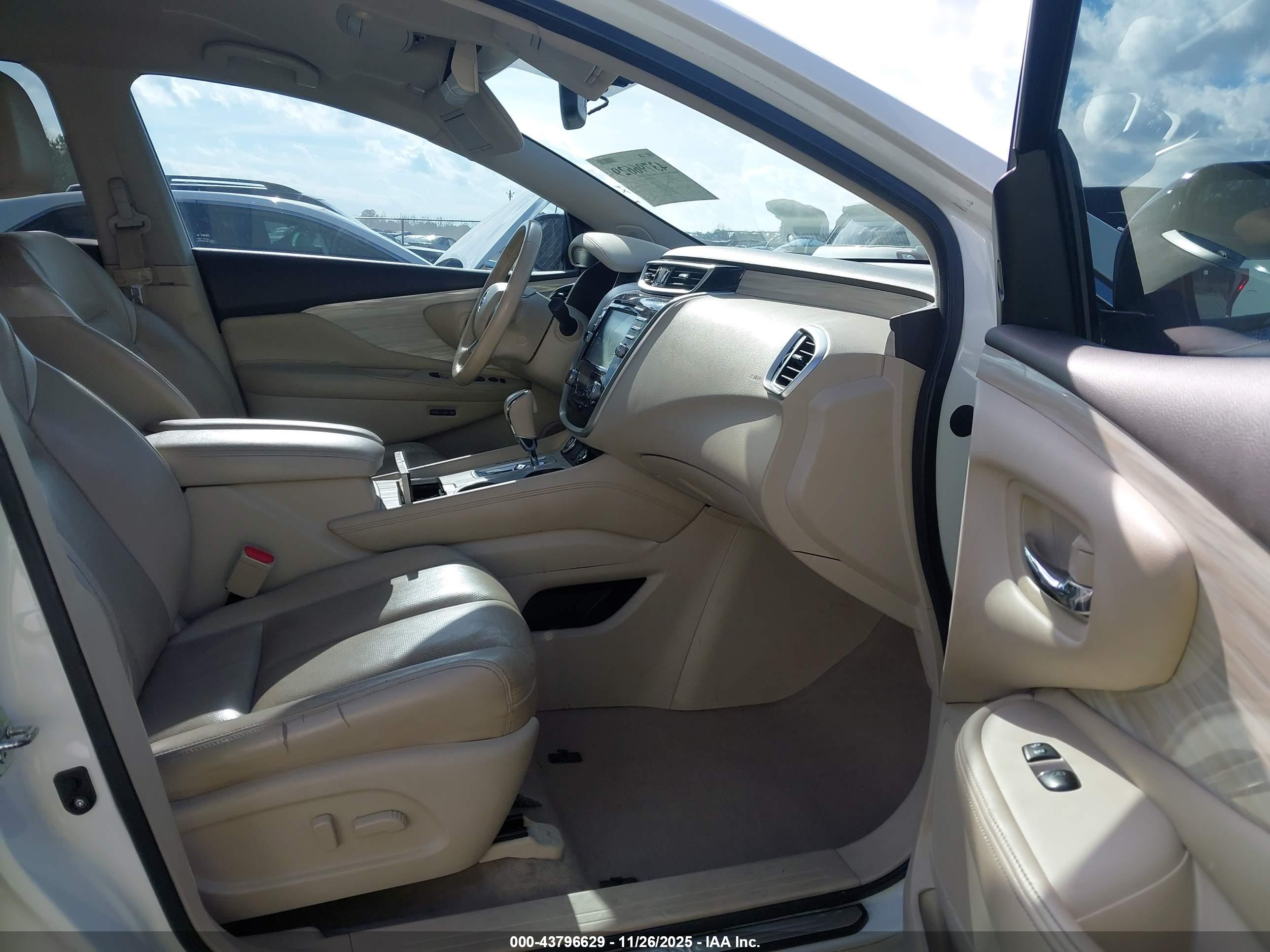 NISSAN MURANO image 5
