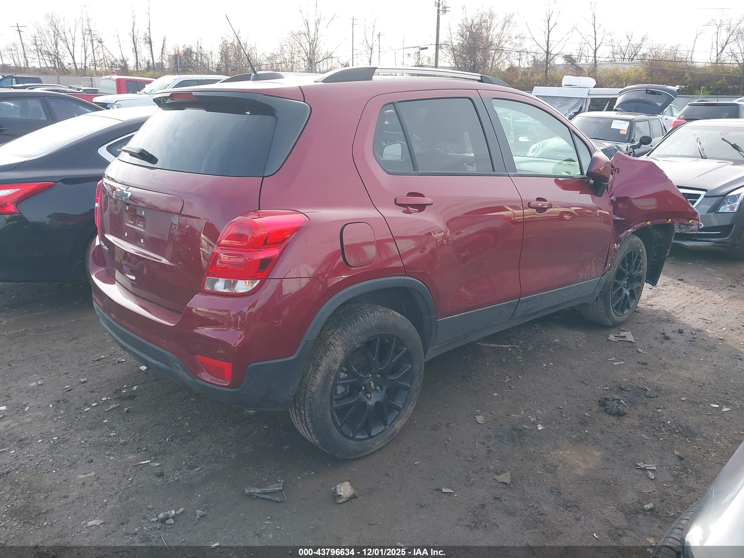 CHEVROLET TRAX image 4