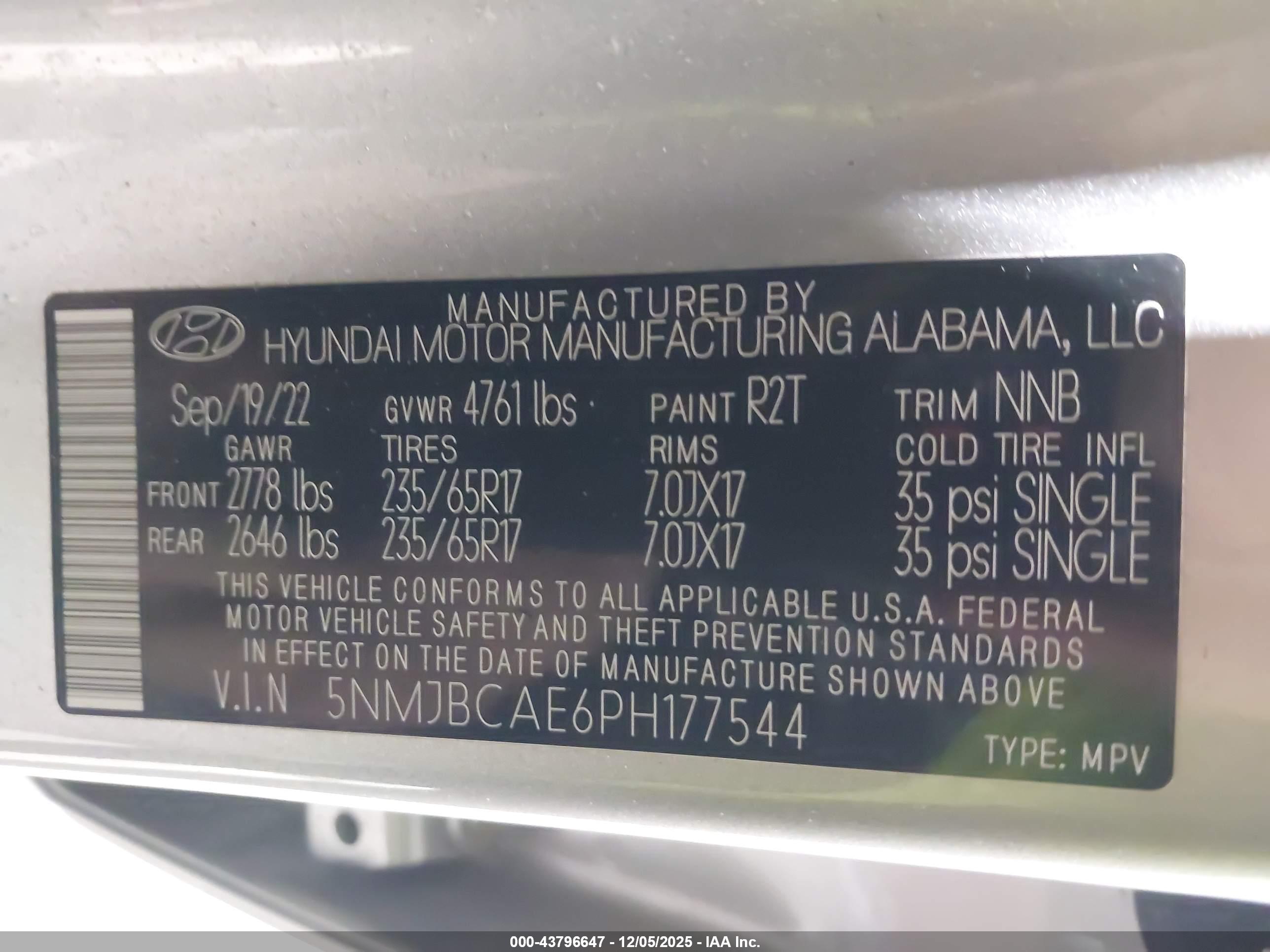 HYUNDAI TUCSON image 9