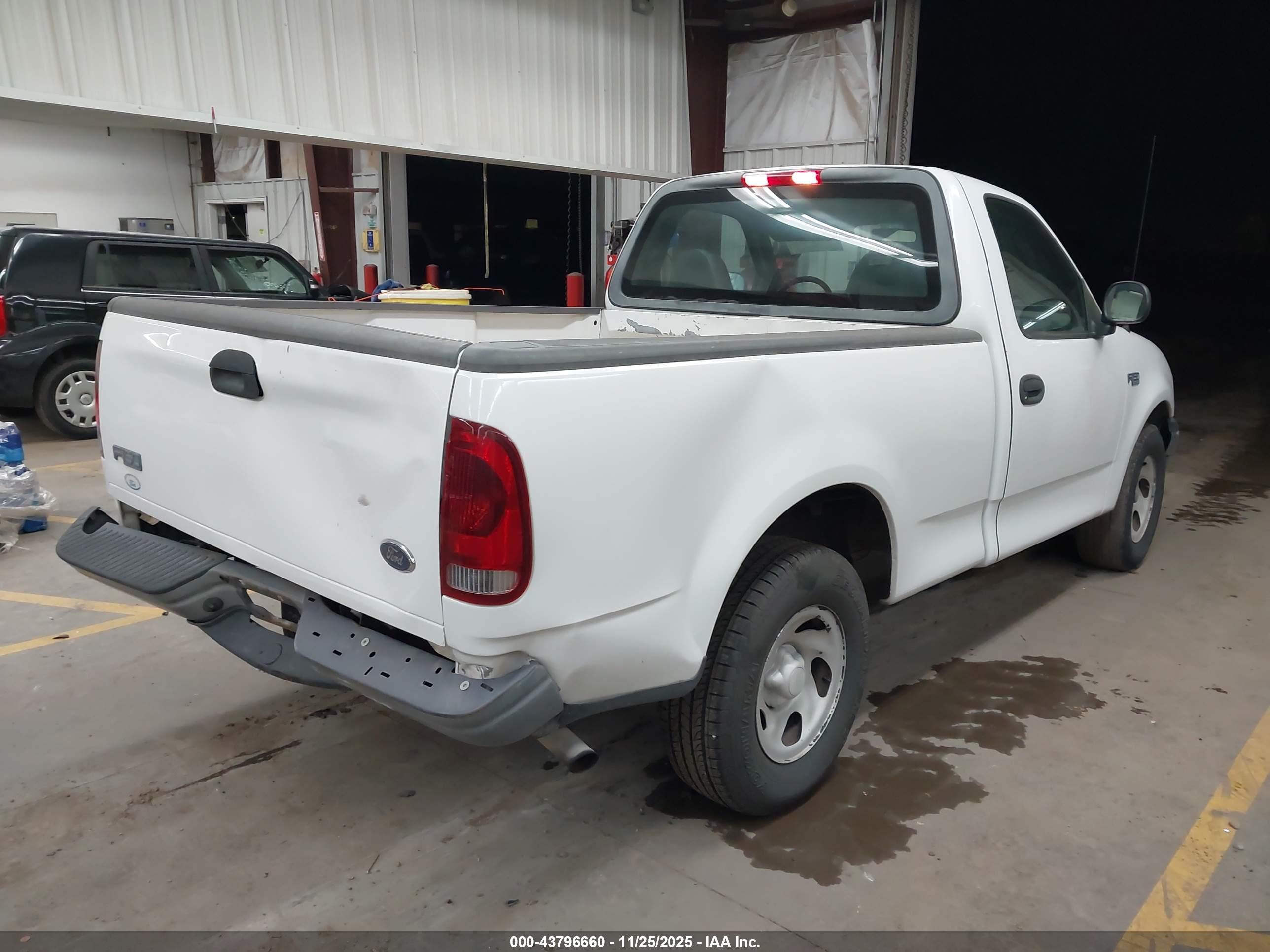 FORD F-150 image 4