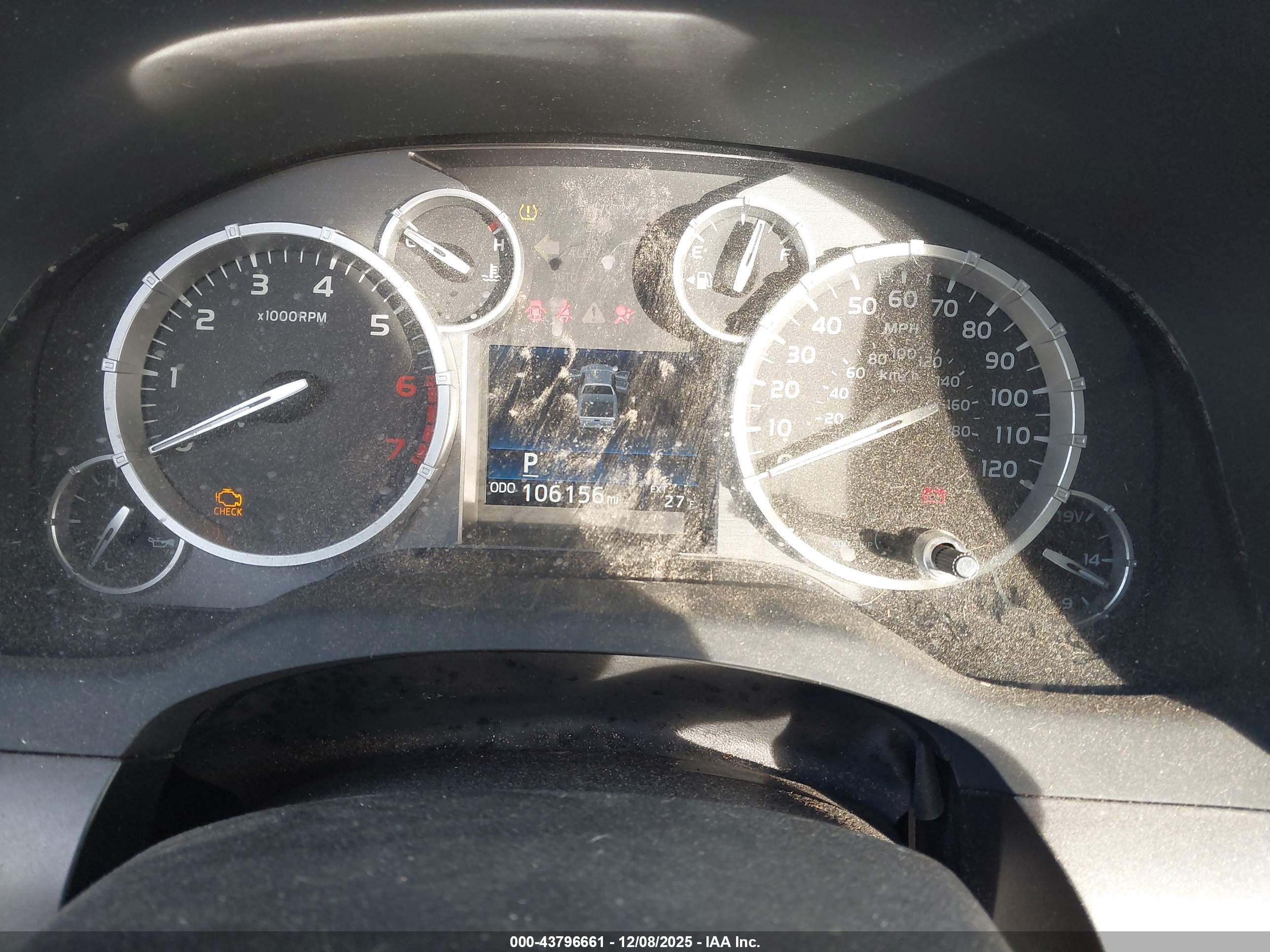 TOYOTA TUNDRA image 7
