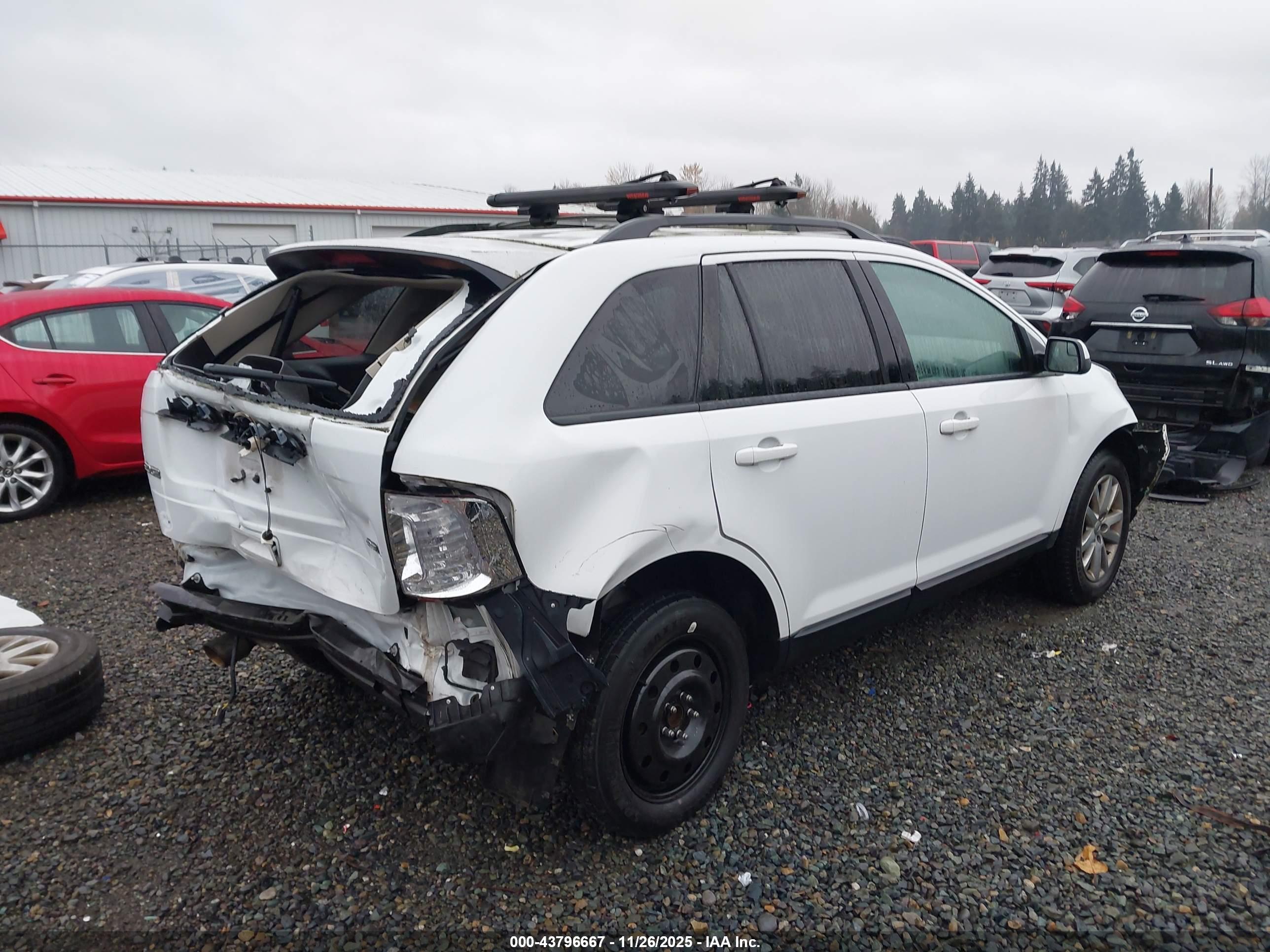 FORD EDGE image 4