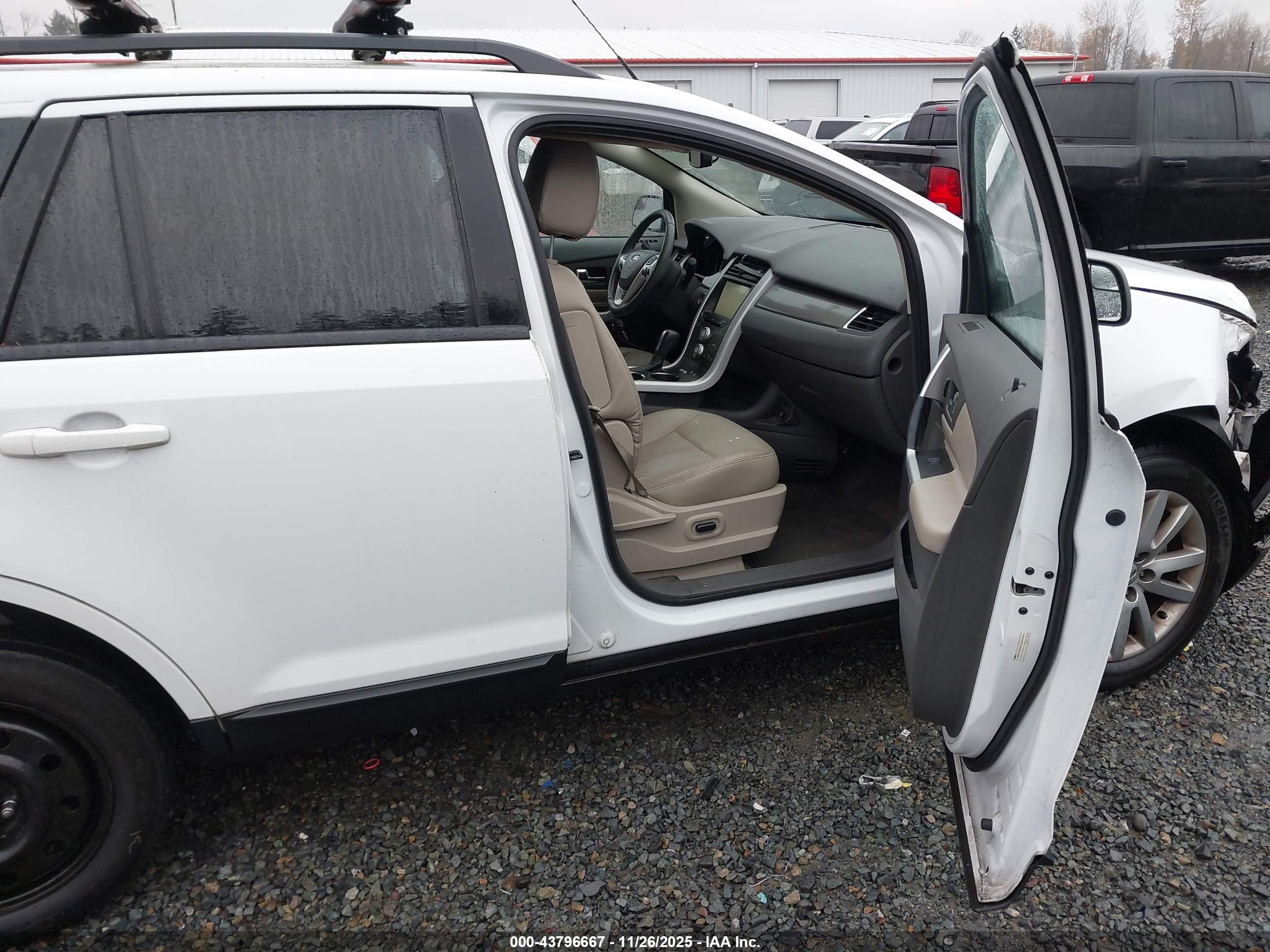 FORD EDGE image 5