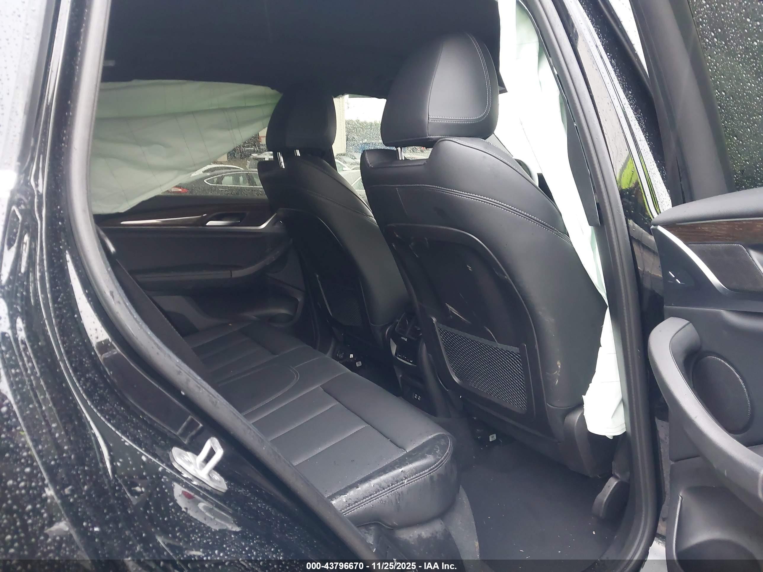 BMW X3 image 8