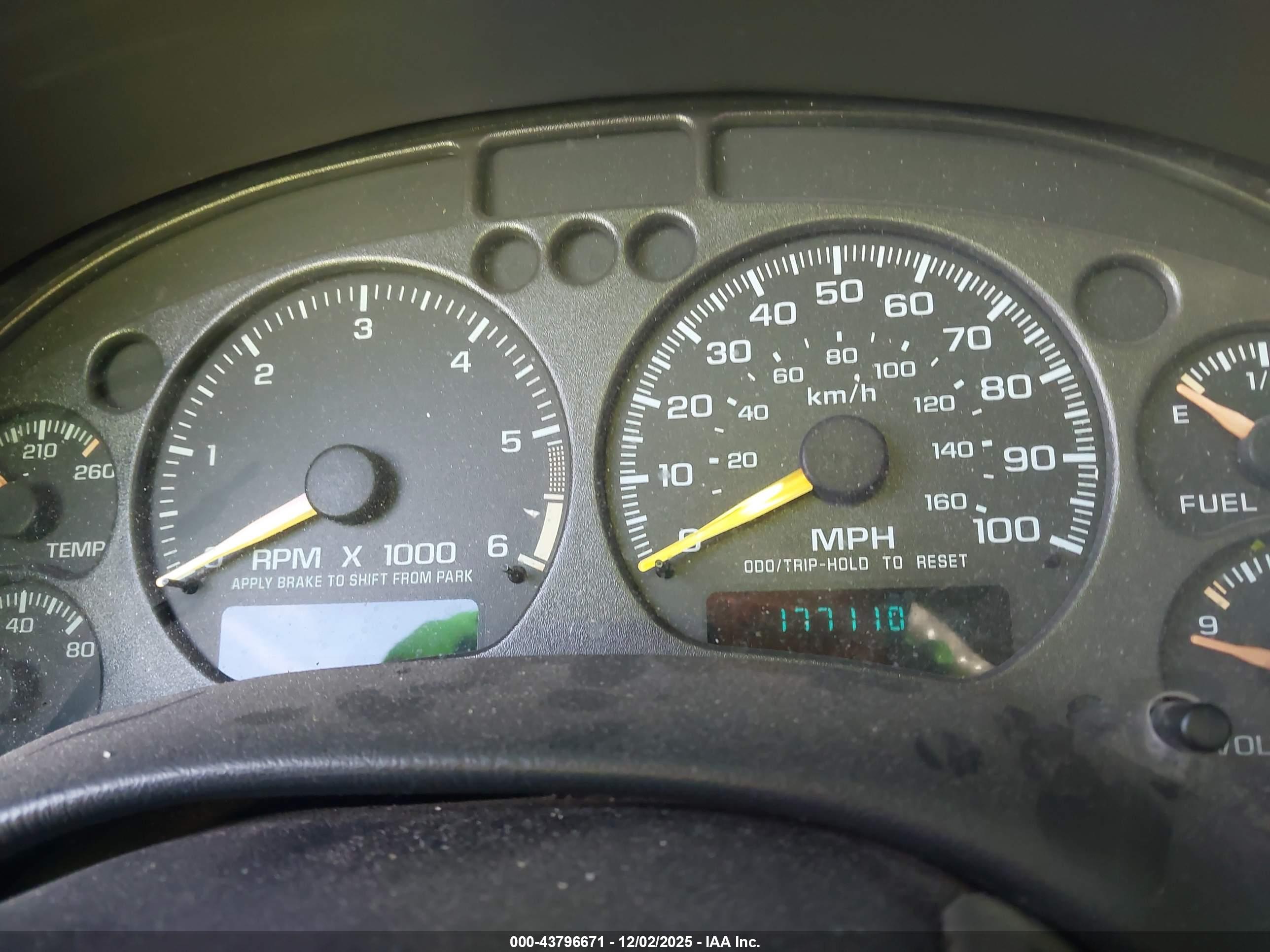 CHEVROLET S-10 image 7