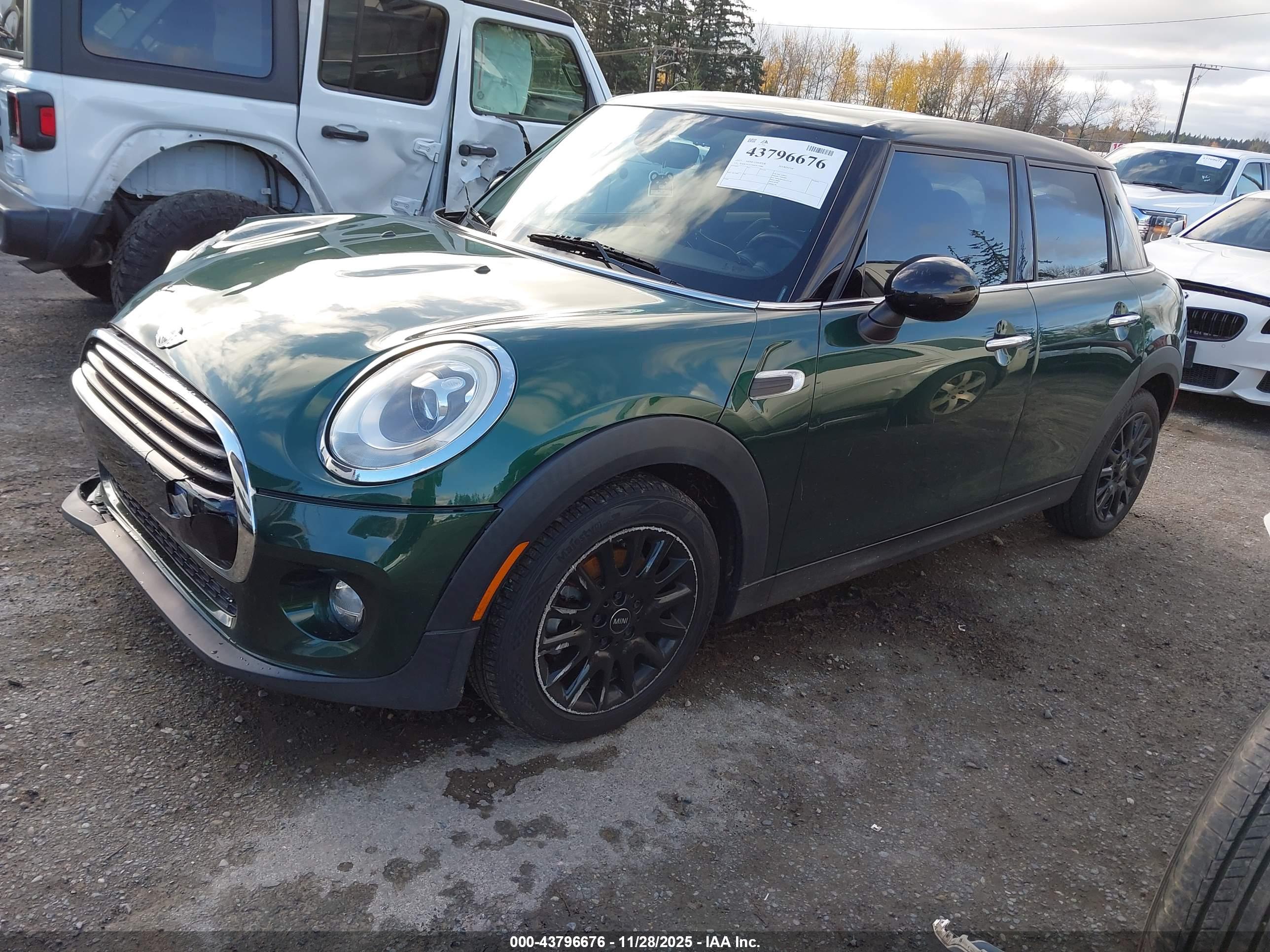 MINI HARDTOP image 2