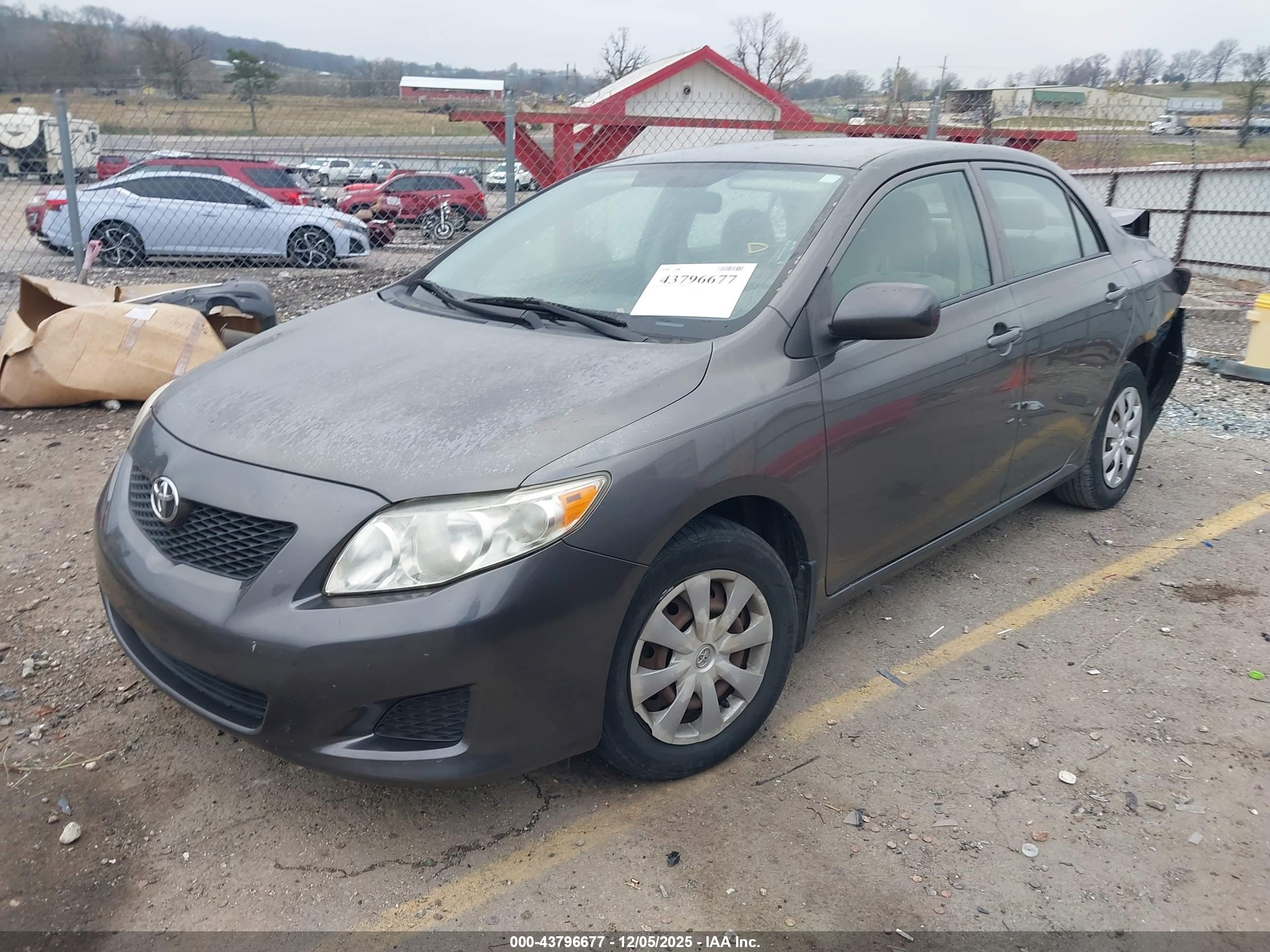 TOYOTA COROLLA image 2