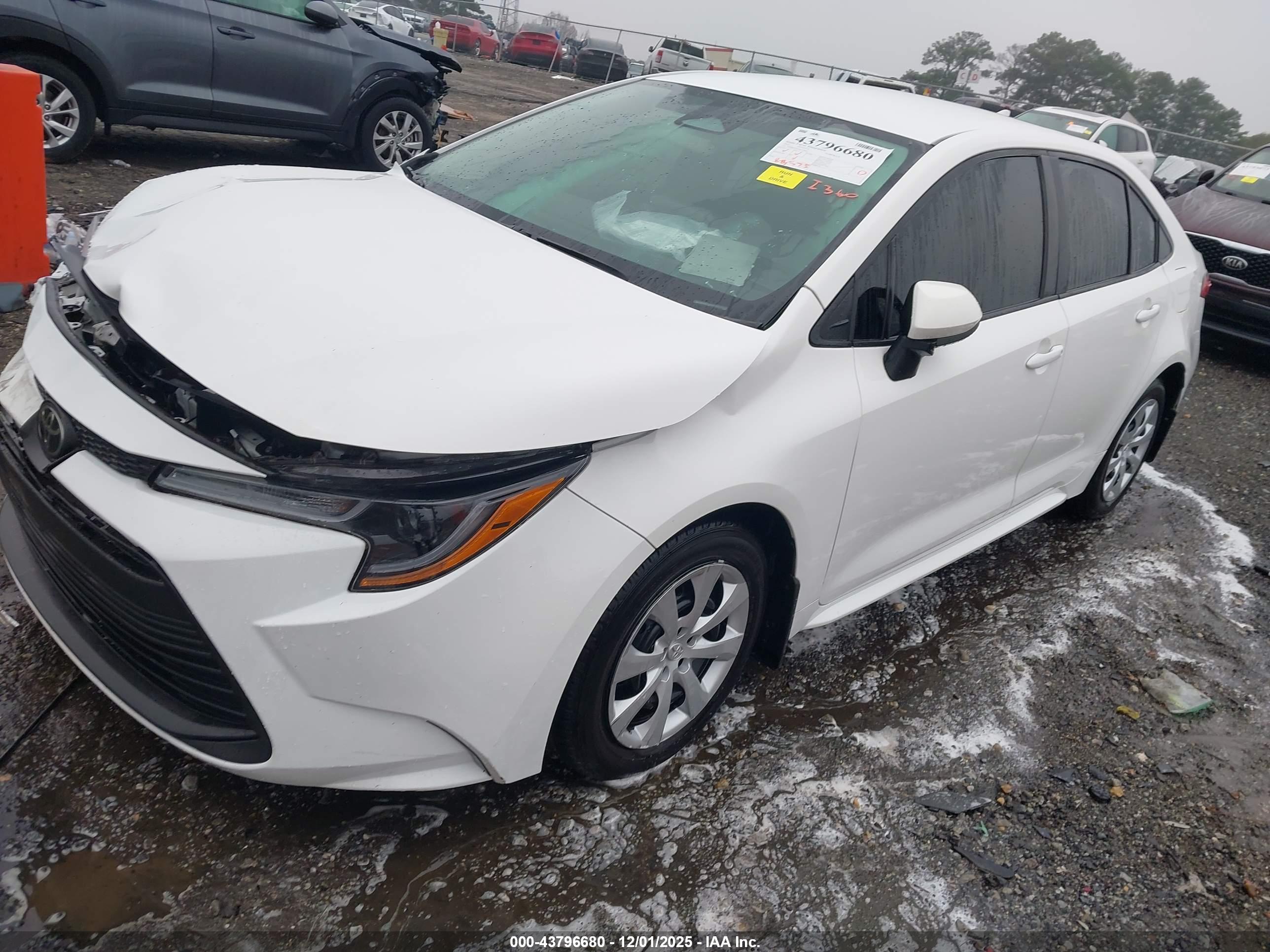 TOYOTA COROLLA image 2