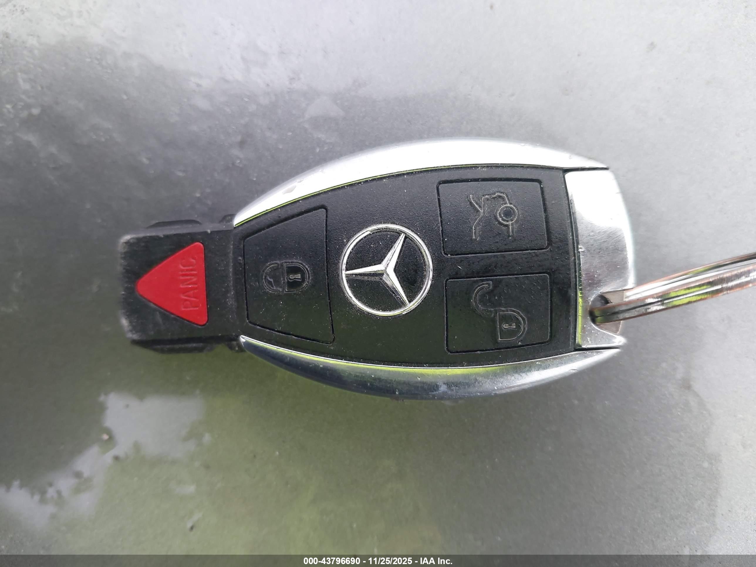 MERCEDES-BENZ CLA image 11