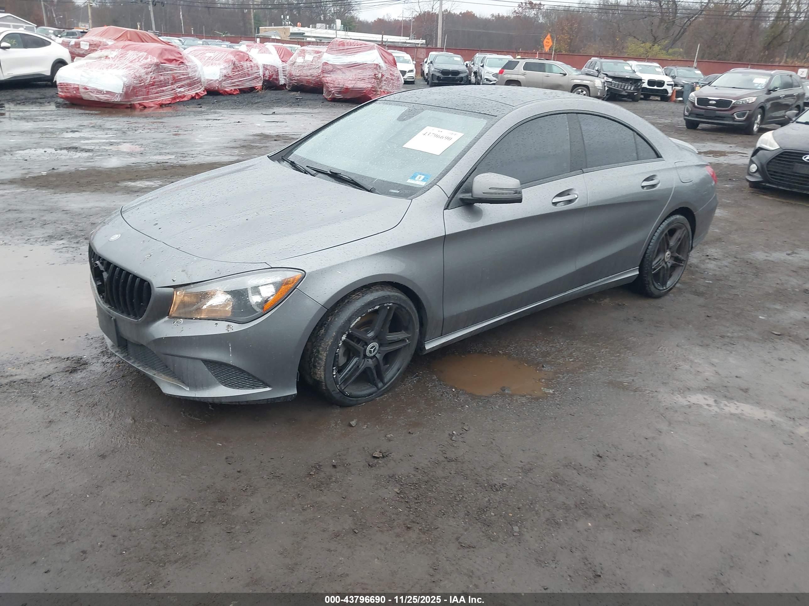 MERCEDES-BENZ CLA image 2